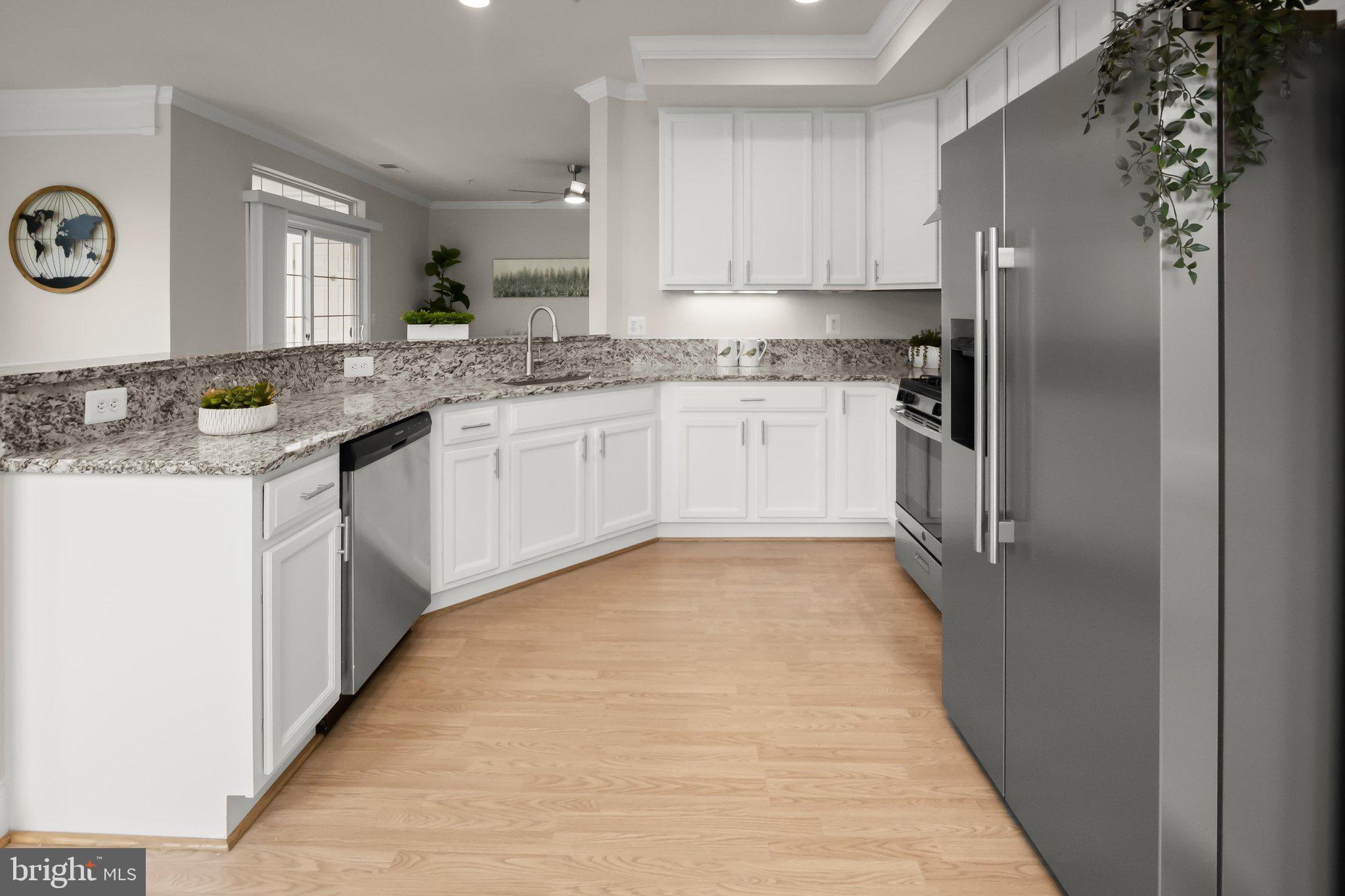 RIVER HILL - Residential