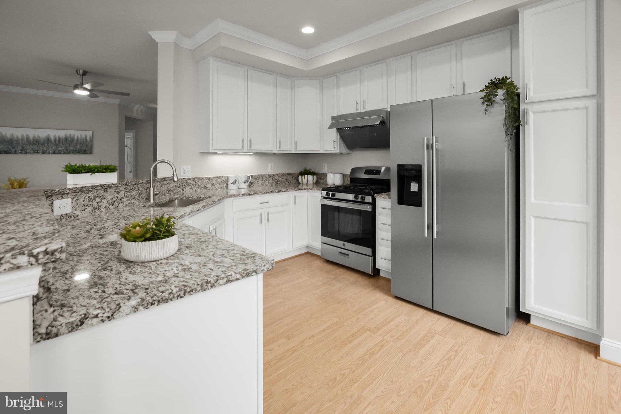 RIVER HILL - Residential