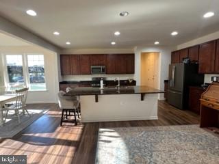 MOUNTAIN BROOK ESTATES - Residential Lease