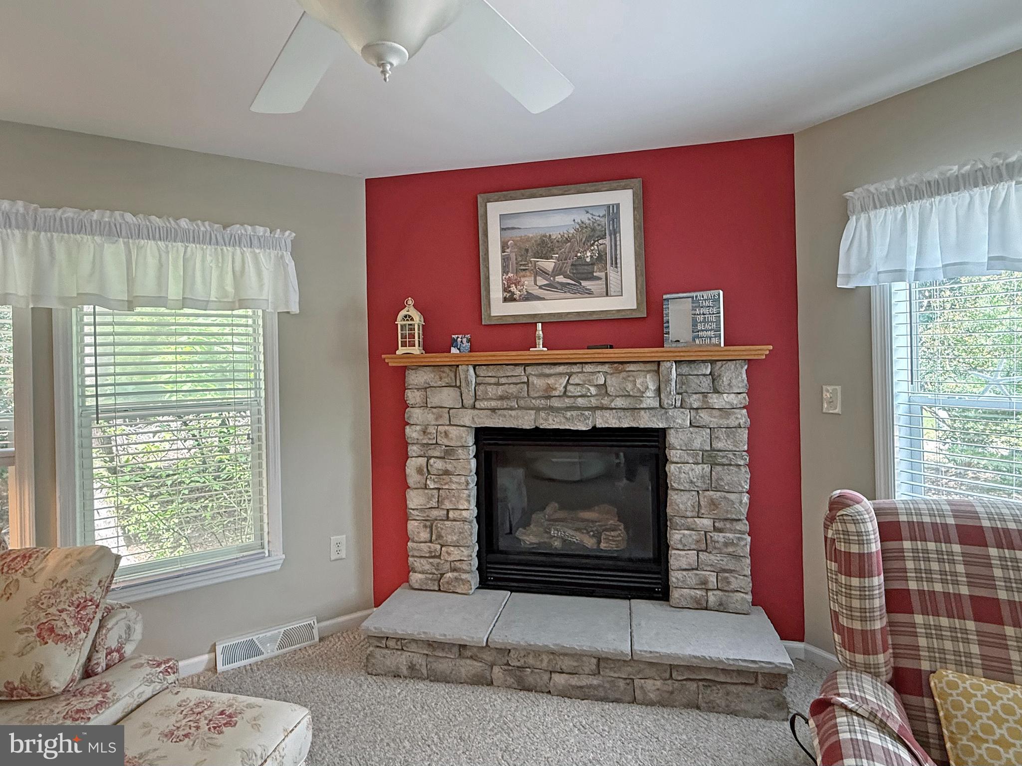 ANGOLA ESTATES - Residential