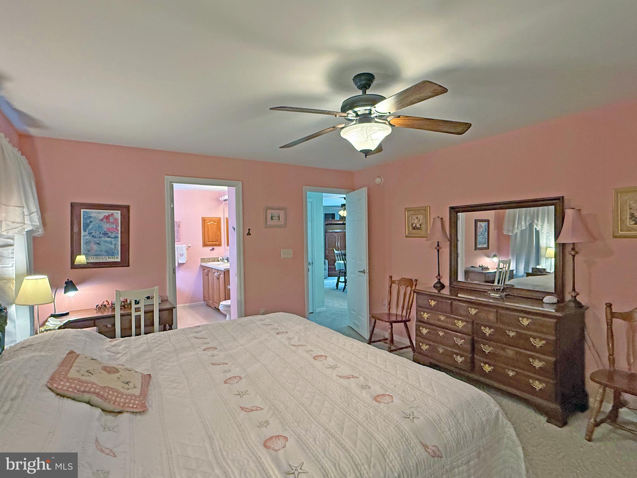ANGOLA ESTATES - Residential