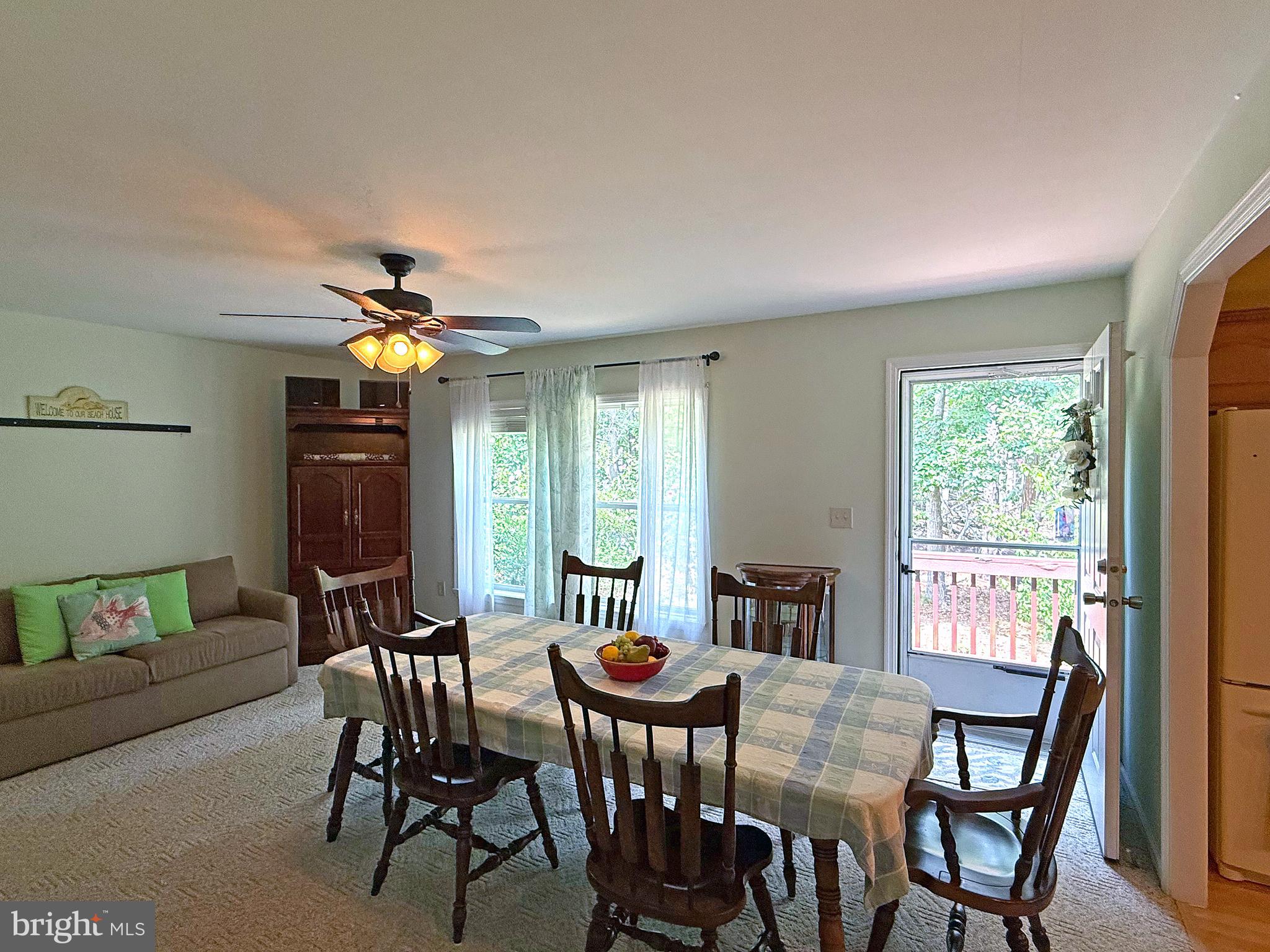 ANGOLA ESTATES - Residential
