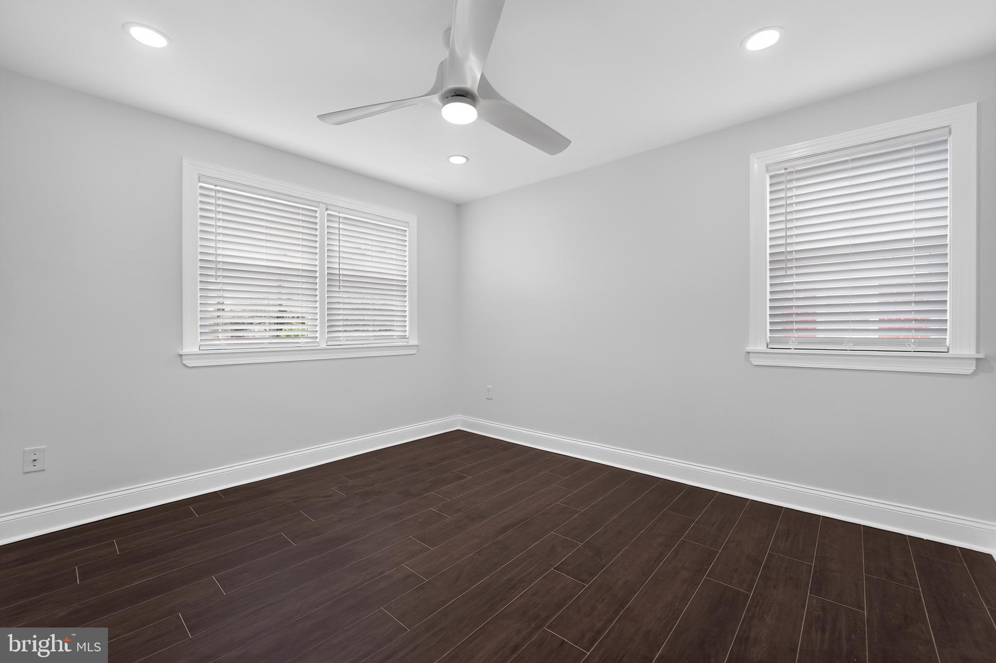 HAWTHORNE - Residential