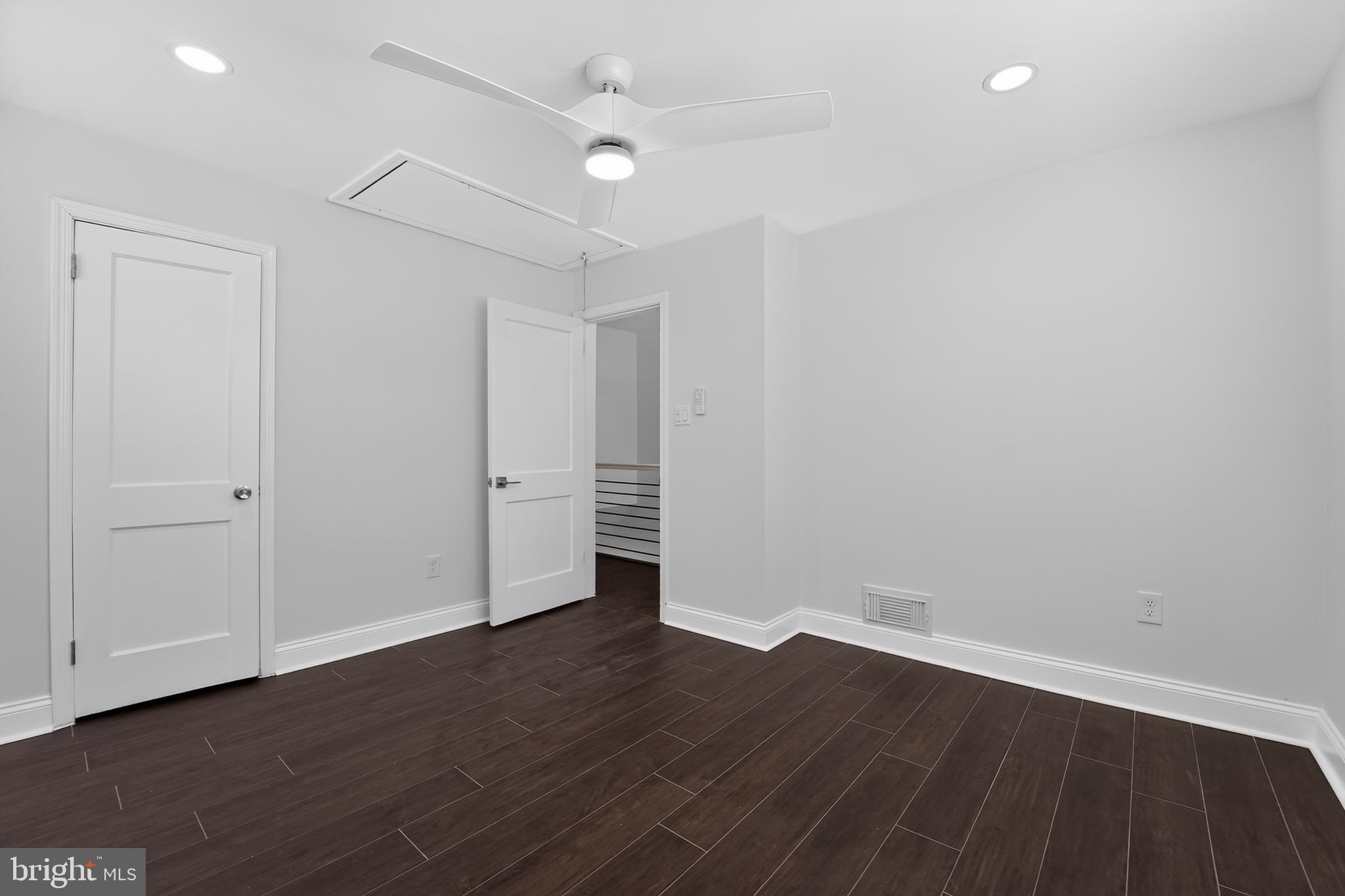 HAWTHORNE - Residential