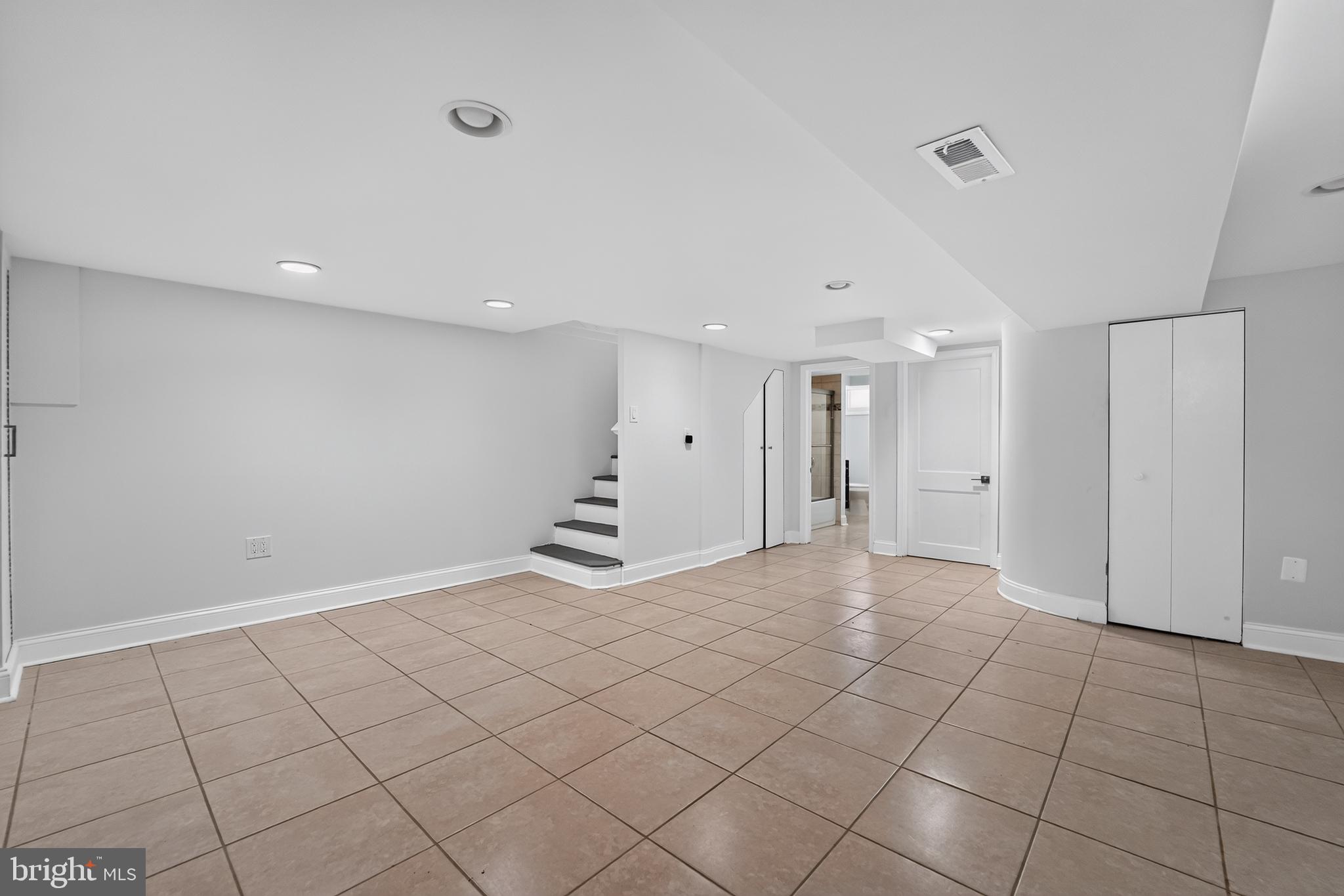 HAWTHORNE - Residential
