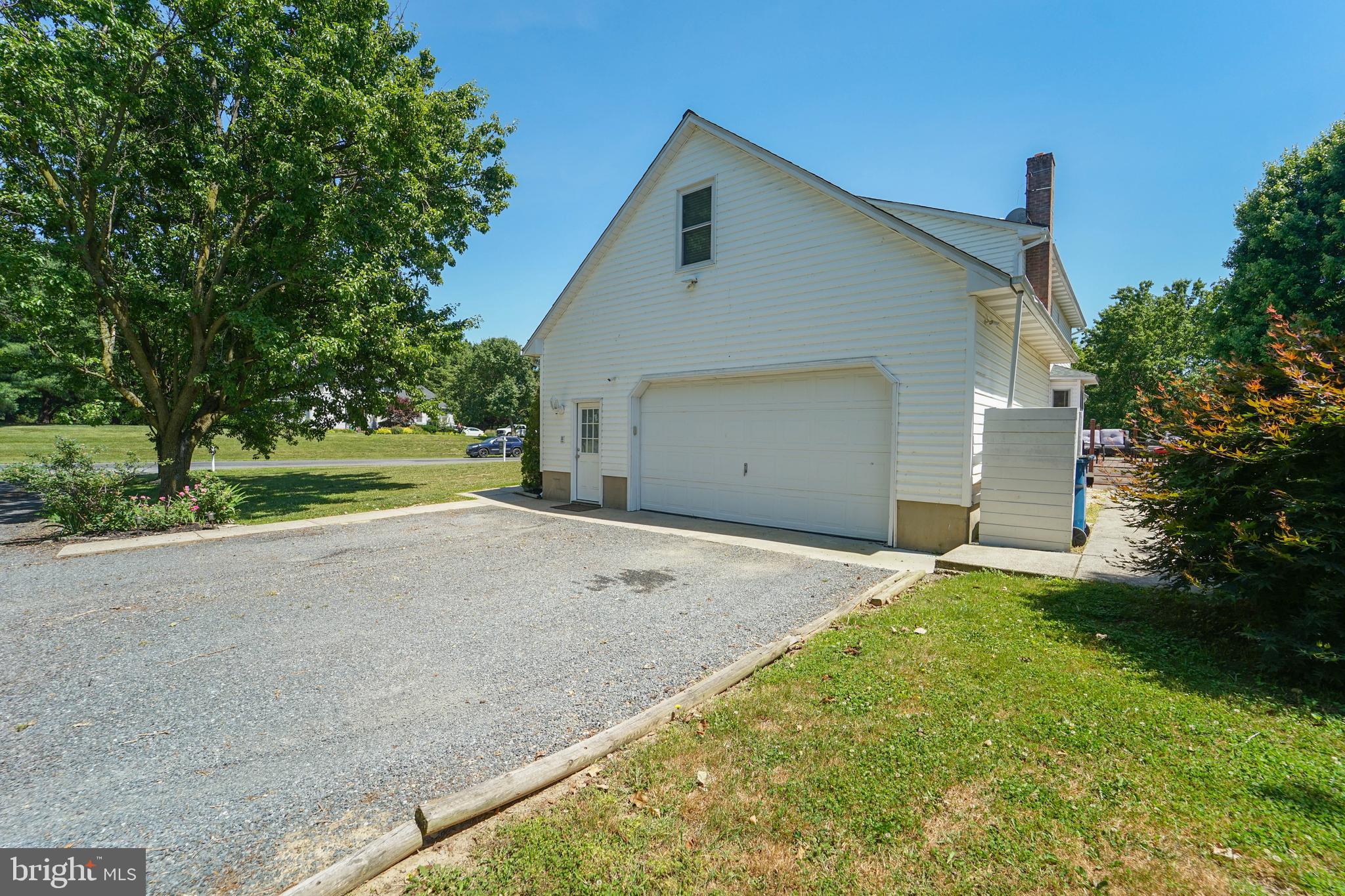 CHESTNUT MEADOWS - Residential