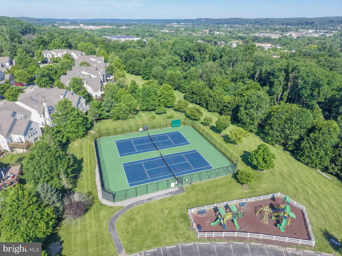 WHITELAND WOODS - Residential