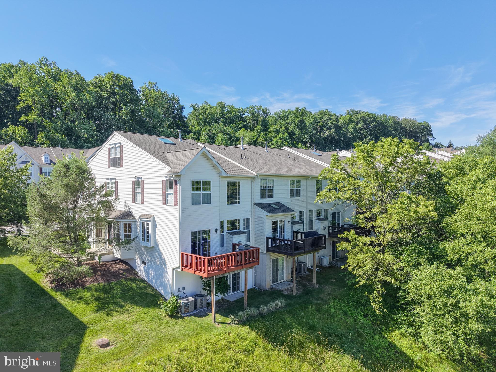 WHITELAND WOODS - Residential