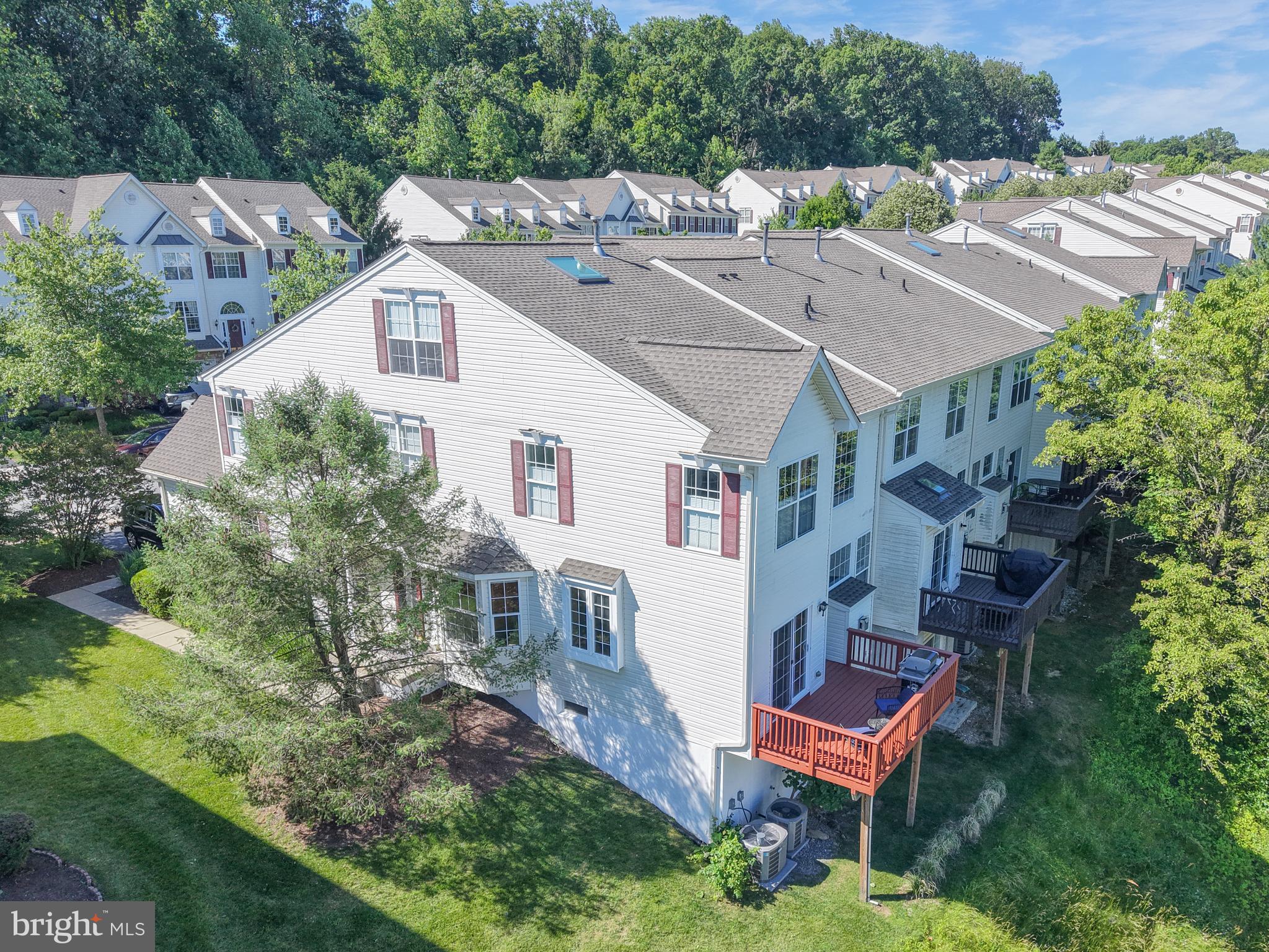WHITELAND WOODS - Residential