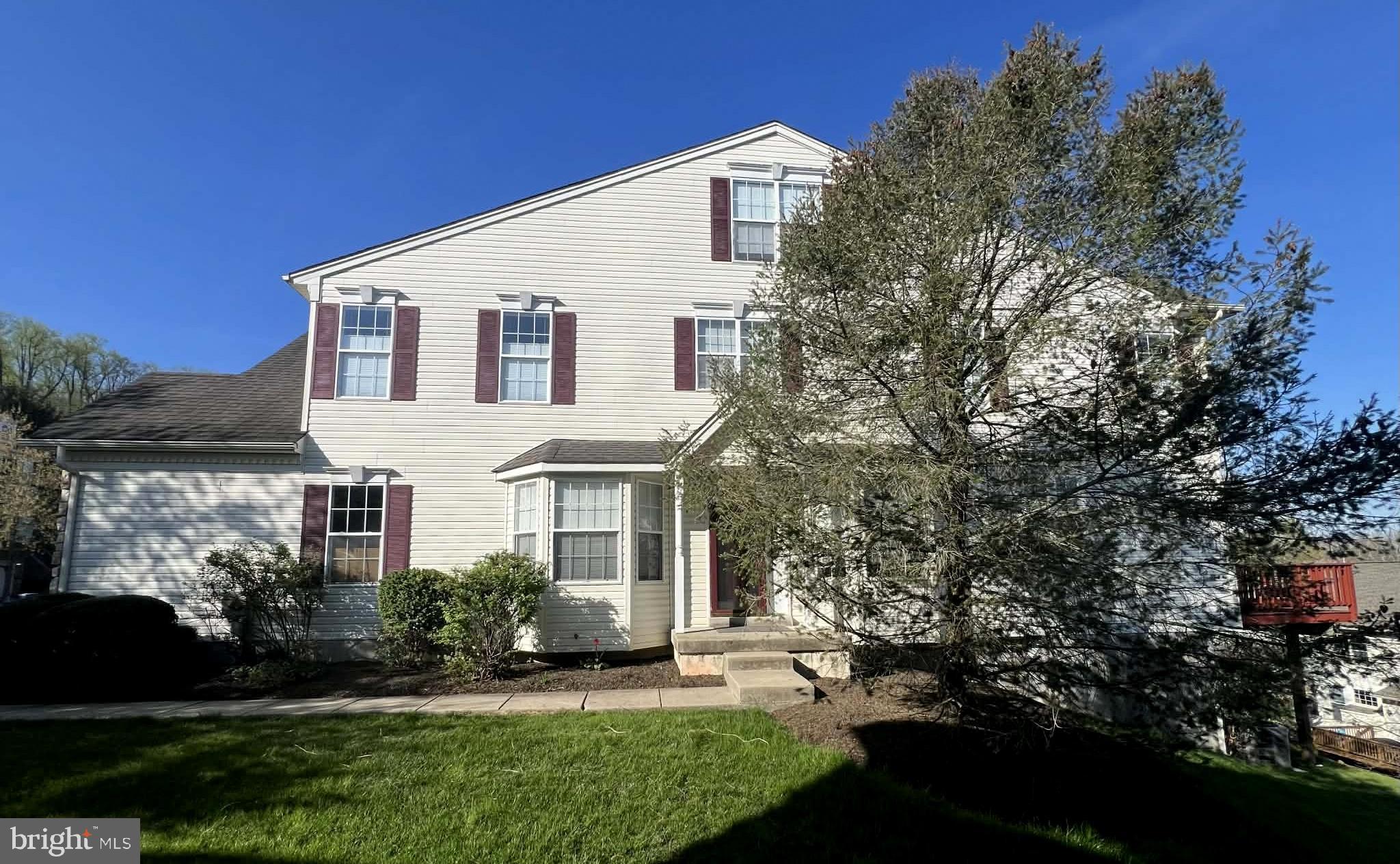 WHITELAND WOODS - Residential