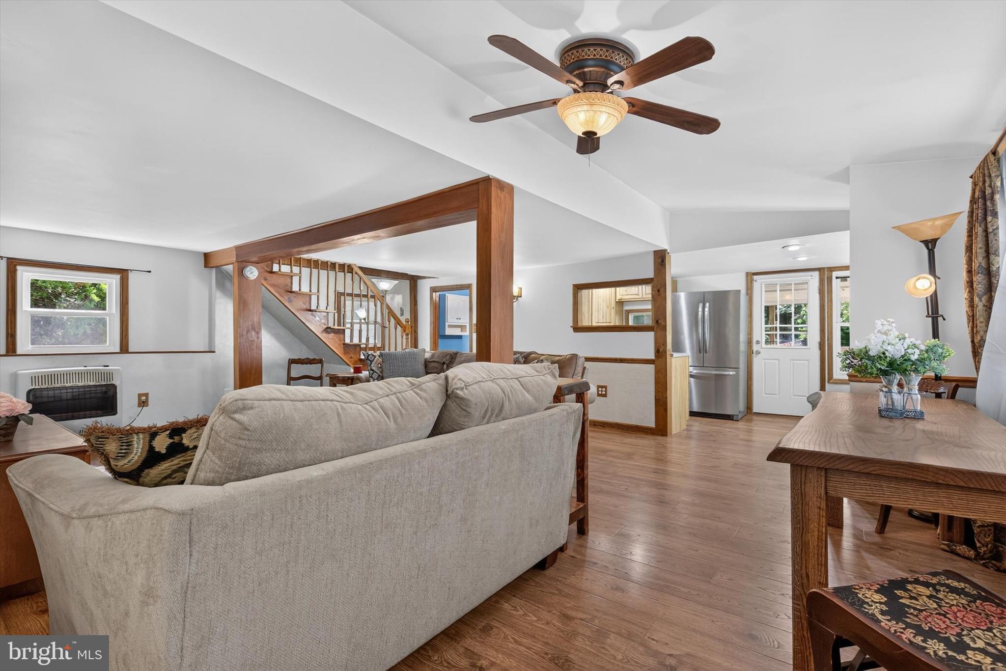 STONE GLEN - Residential