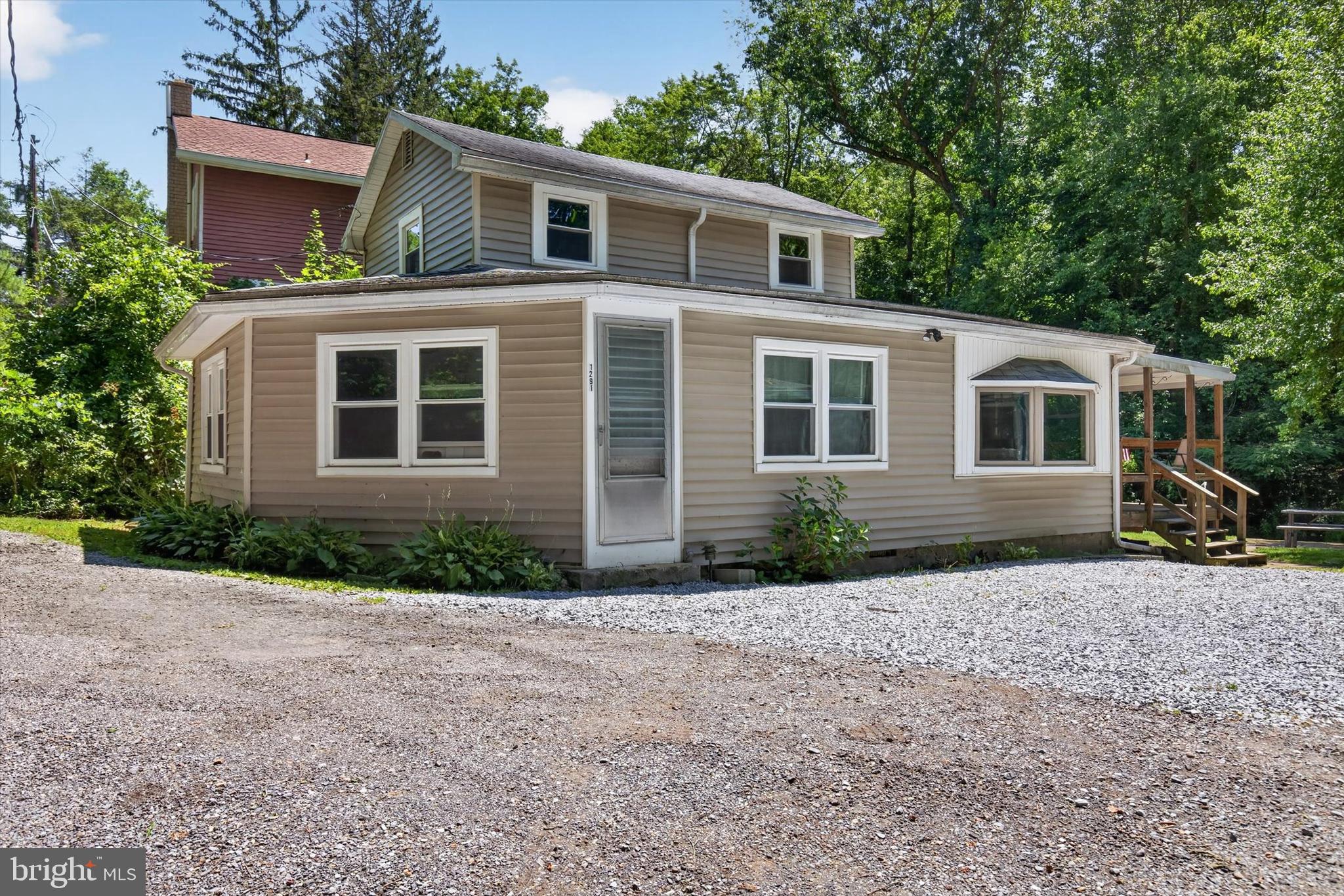 STONE GLEN - Residential