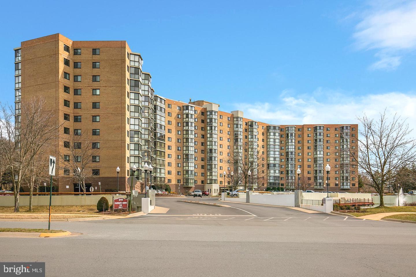 LEISURE WORLD - Residential Lease