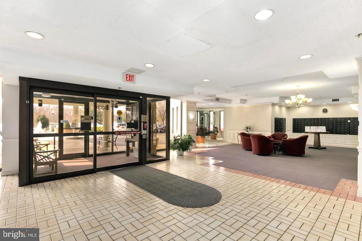 LEISURE WORLD - Residential Lease