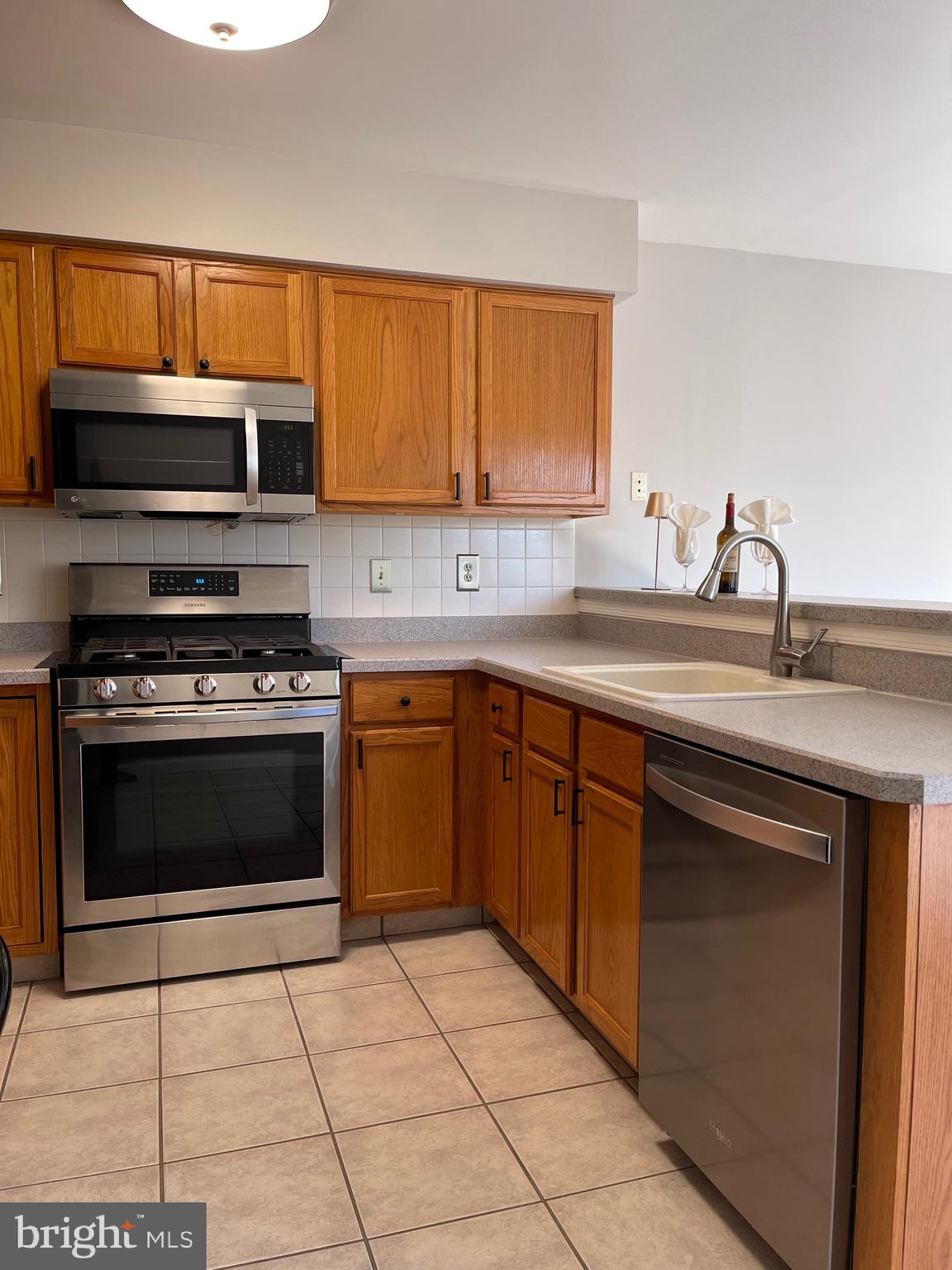 STONEGATE - Residential Lease