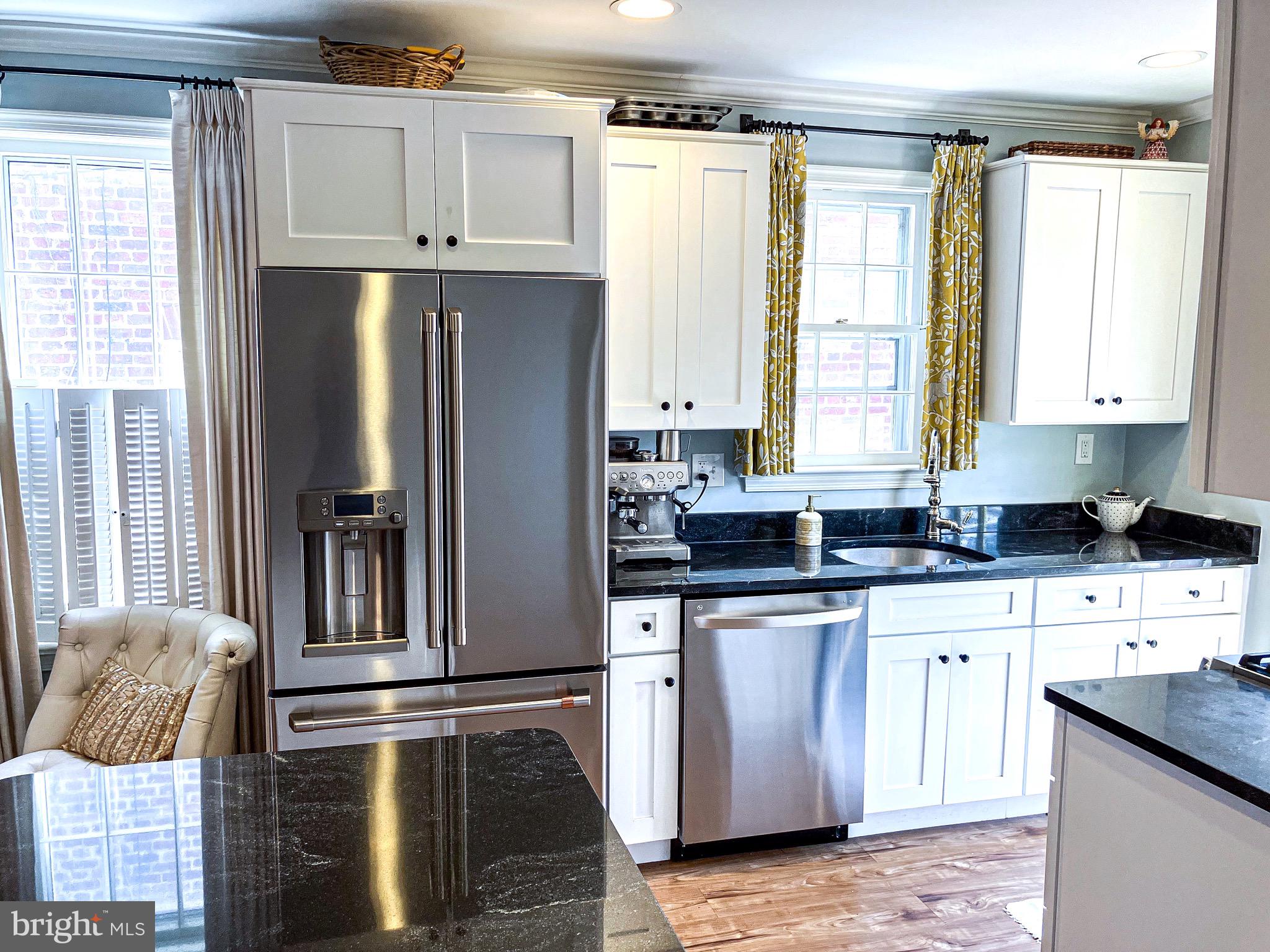 OLD TOWN ALEXANDRIA - Residential Lease