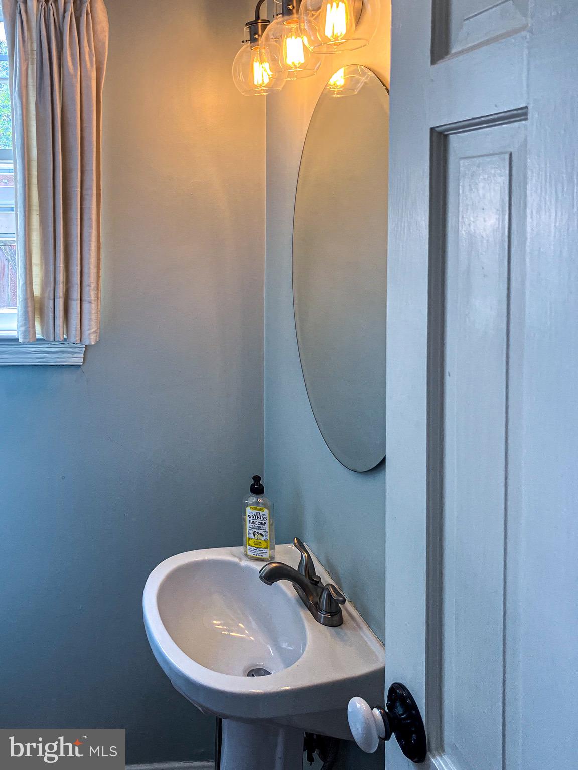 OLD TOWN ALEXANDRIA - Residential Lease