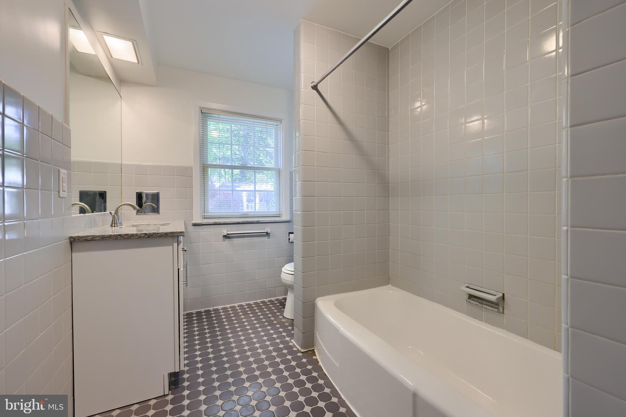 OLD EAST YORK - Residential