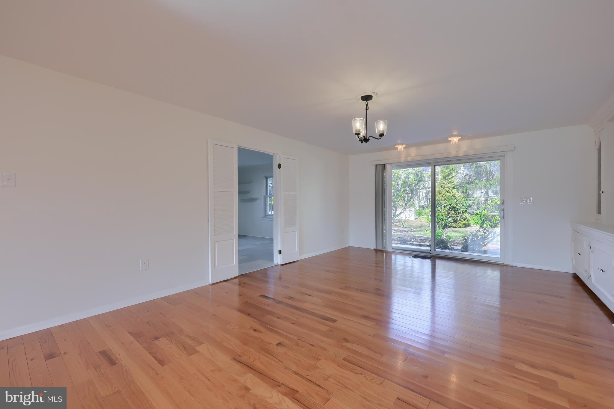 OLD EAST YORK - Residential