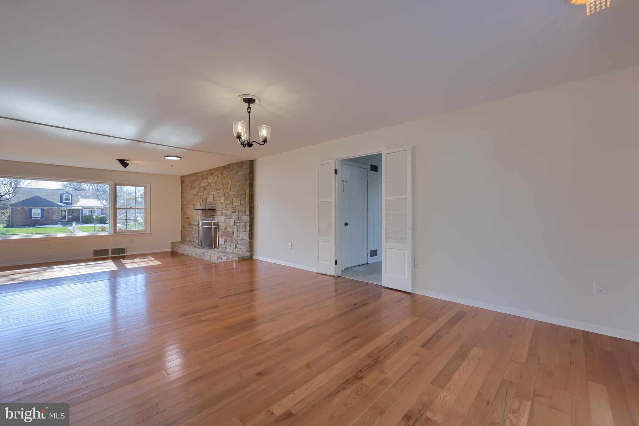 OLD EAST YORK - Residential
