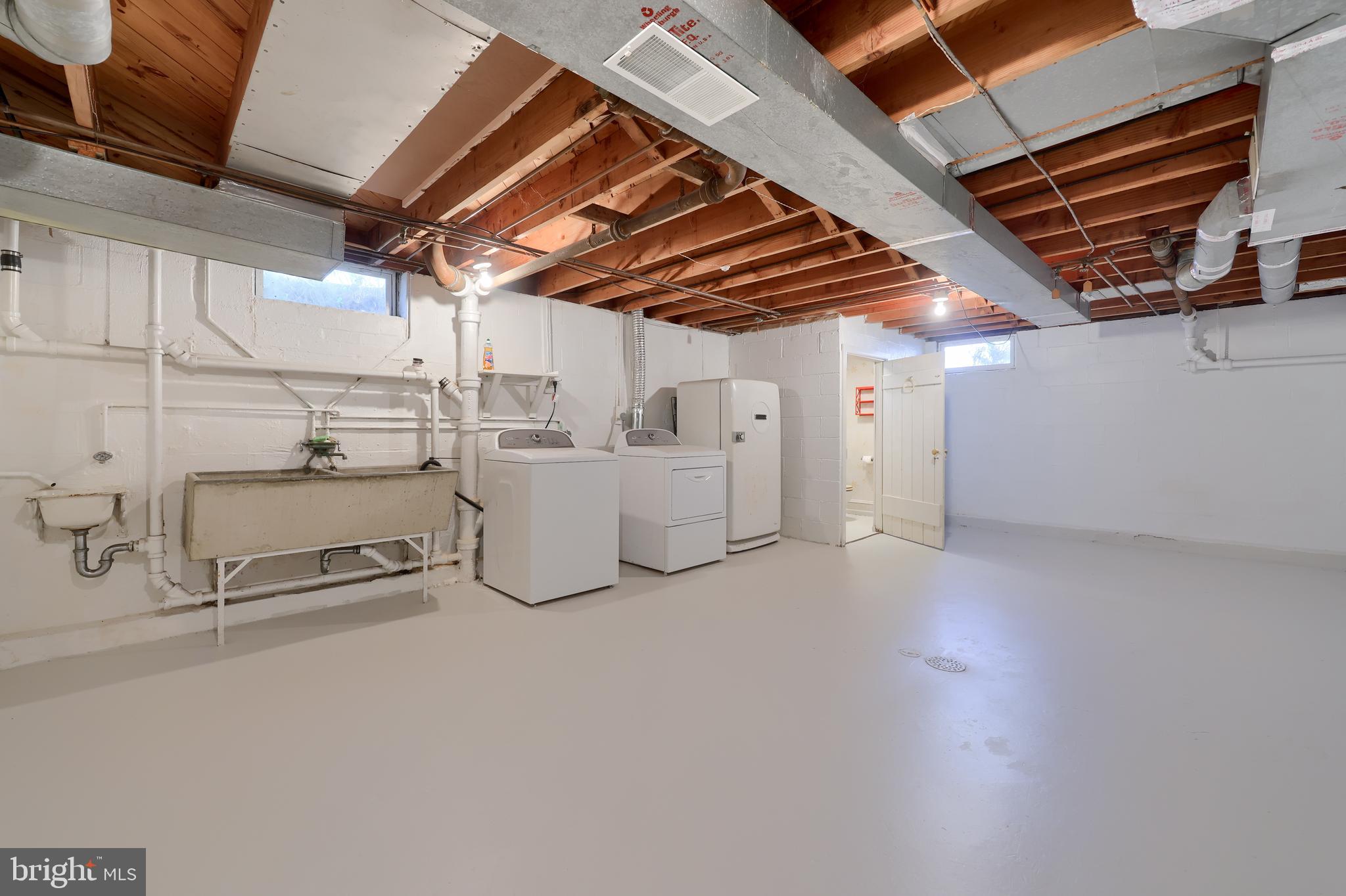 OLD EAST YORK - Residential