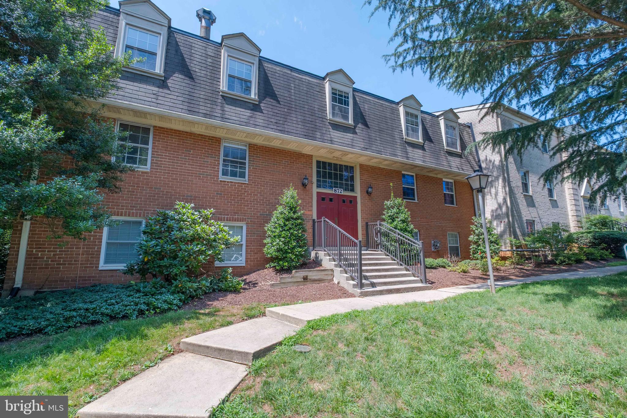 COLLEGE GARDENS - Residential