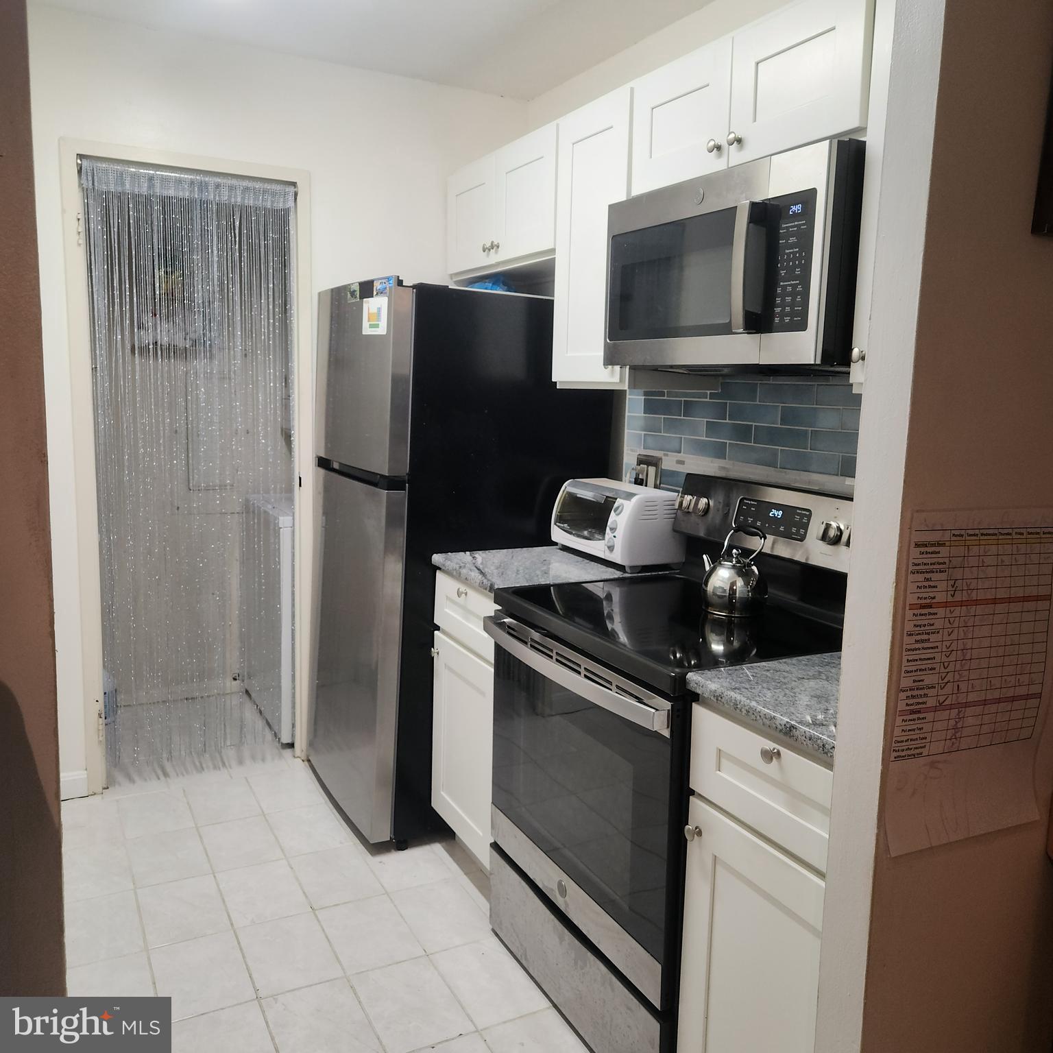 PLYMOUTH HILL - Residential