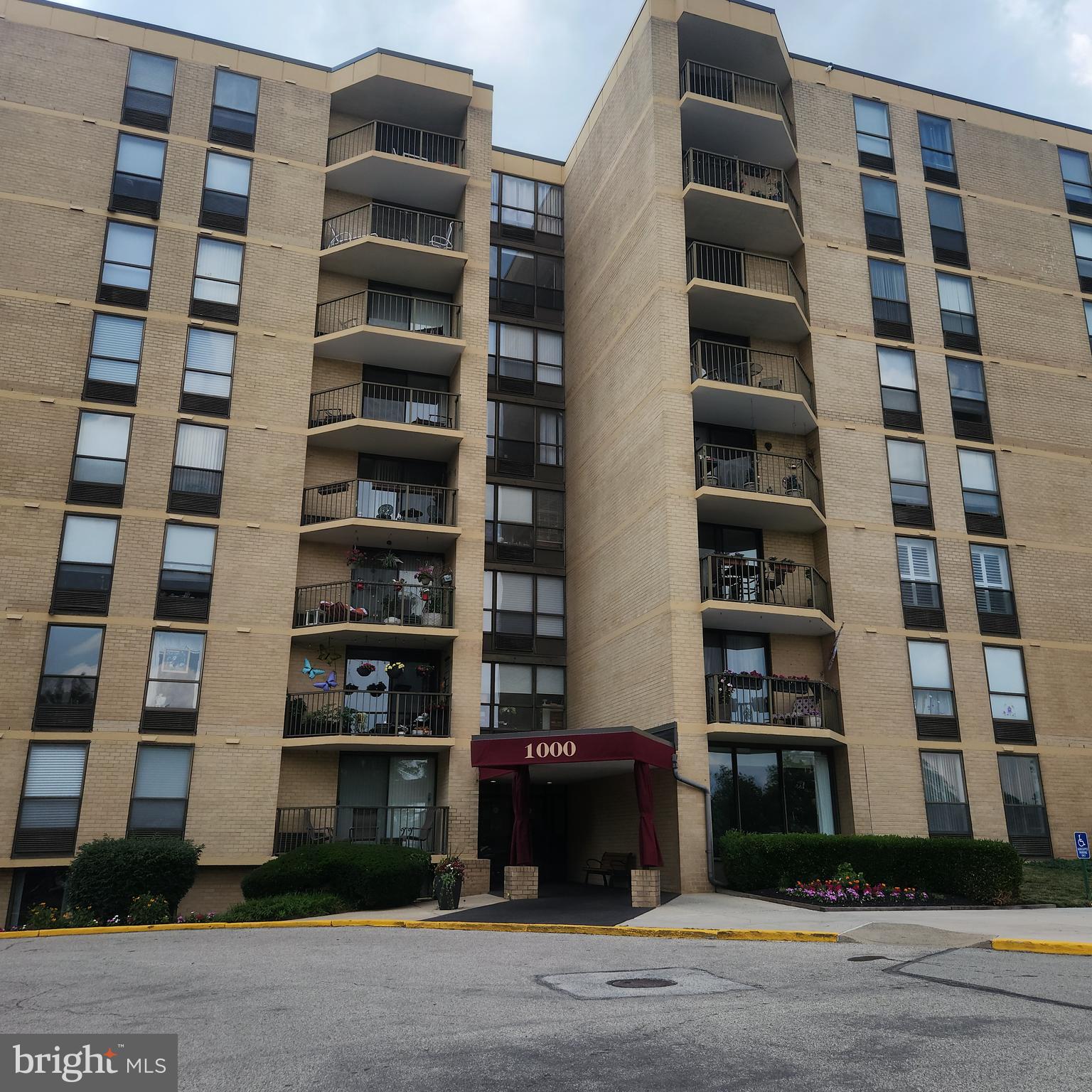 PLYMOUTH HILL - Residential