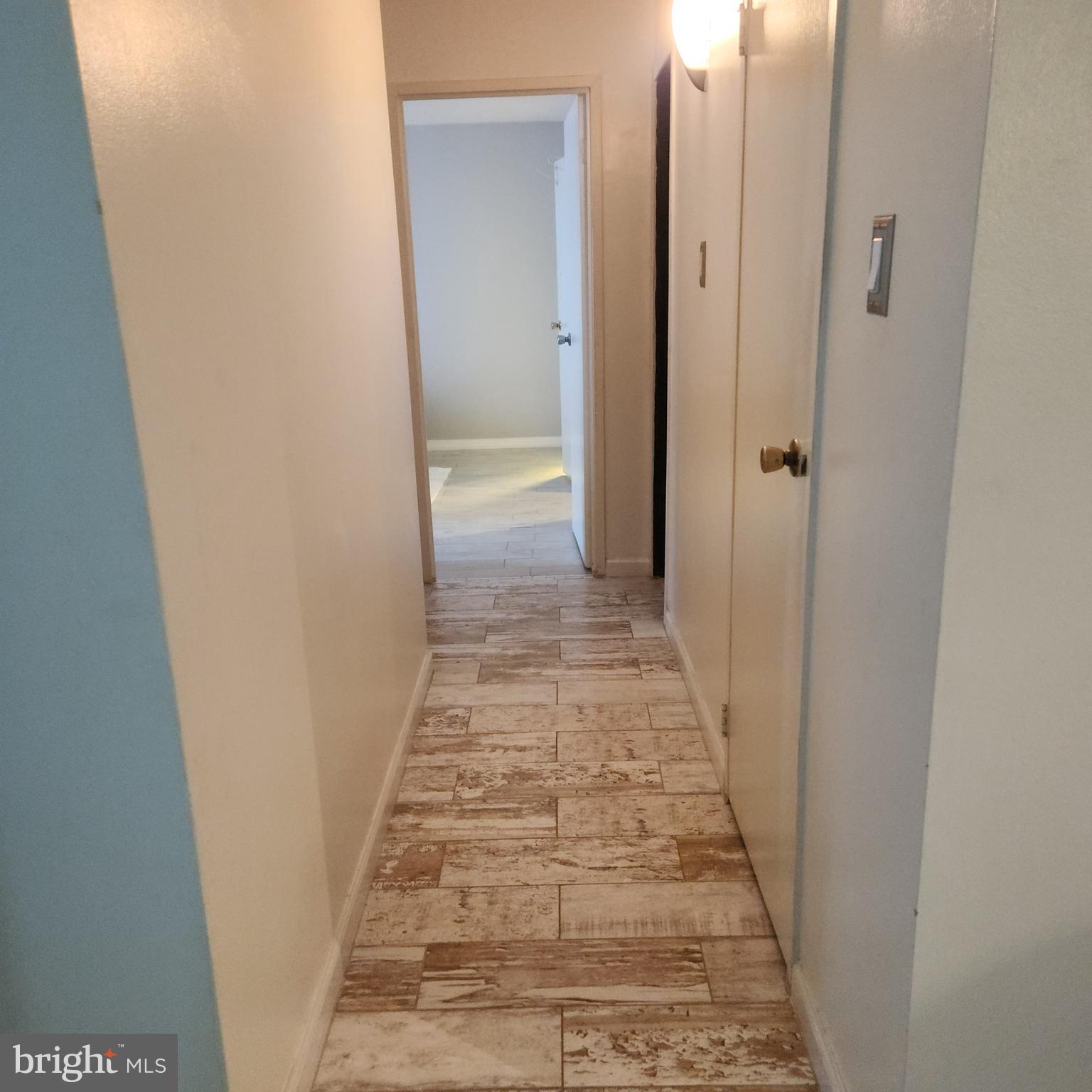 PLYMOUTH HILL - Residential