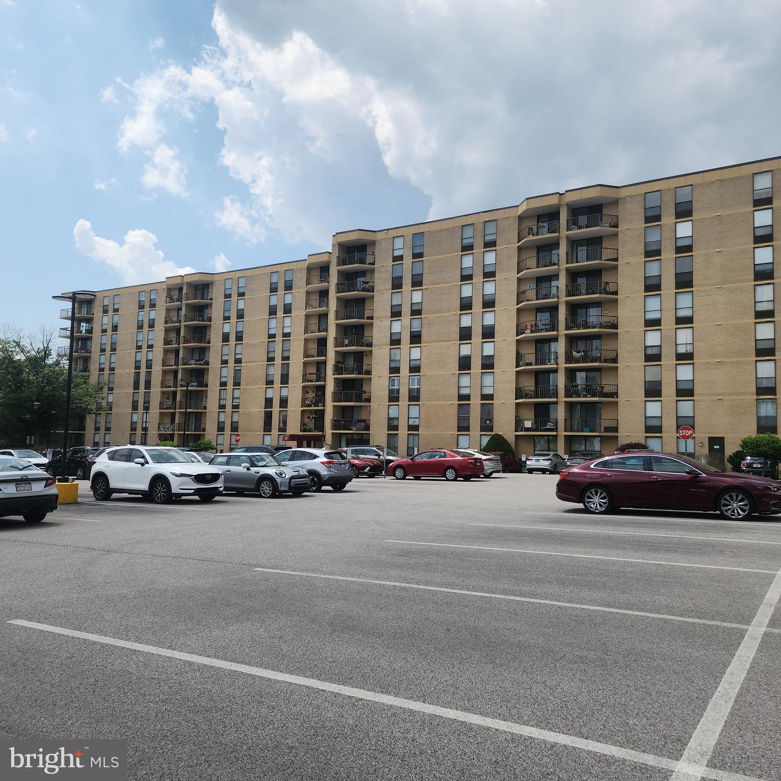 PLYMOUTH HILL - Residential