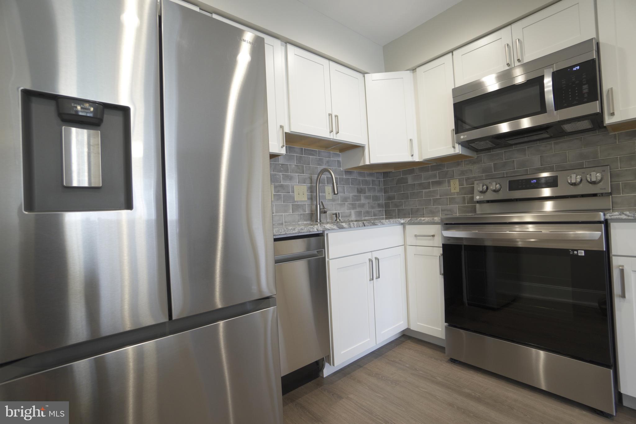 MONTGOMERY PLACE - Residential Lease