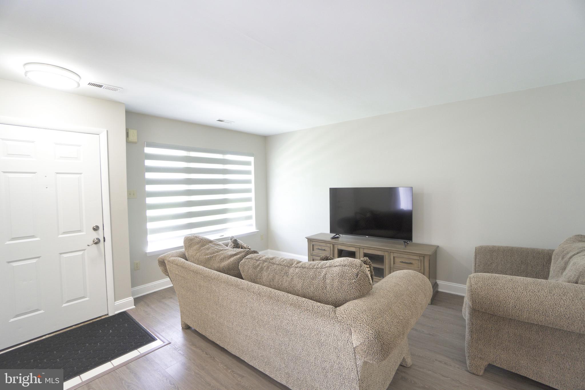 MONTGOMERY PLACE - Residential Lease