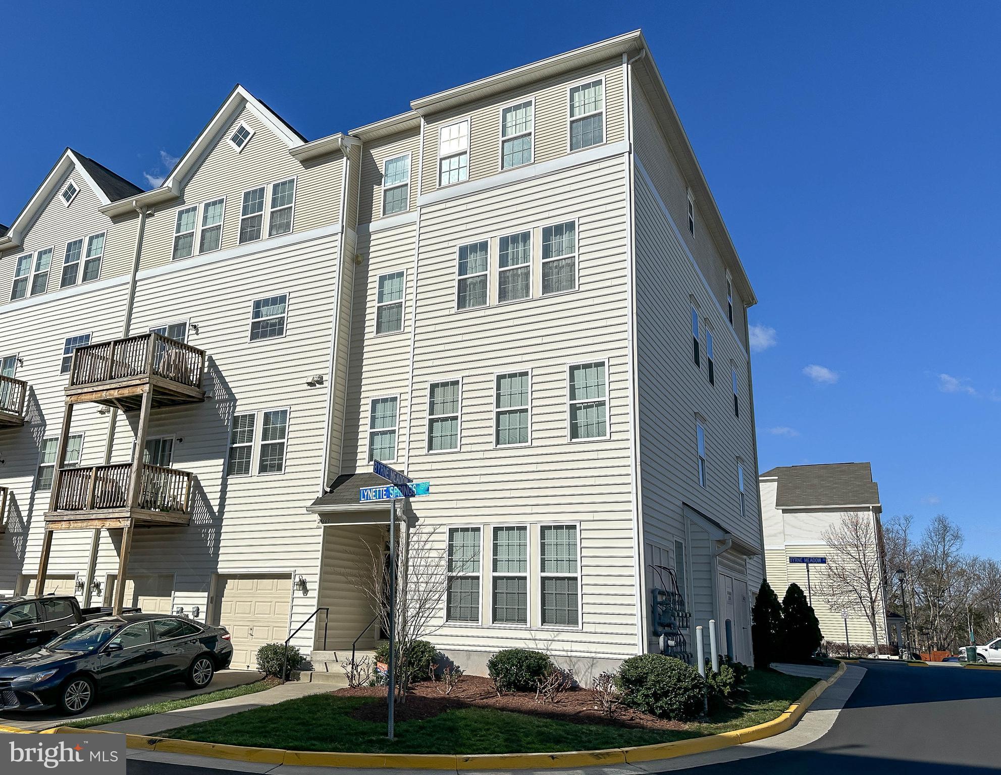 Don't miss this stunning, well maintained and updated ** 3 bedroom  ** 2.5 bath ** 2 level townhome style ** end unit ** condo with ** 1 car garage ** located in highly sought after Stone Ridge.   This beautiful home is turnkey and ready for the most discerning buyer!  The light filled main level features open concept living and dining spaces including updated luxury vinyl plank flooring, neutral paint, a gourmet kitchen w/ custom cabinets, SS appliances, granite counters, and thoughtful custom built-ins designed for comfort and convenience.  The upper level features brand new ultra plush neutral carpeting and includes a second living area that opens to a private deck, along with 3 large bedrooms, including a primary suite w/ walk in closet and luxury bath and newer stacked front loading washer/dryer.  This home sits in the heart of Aldie and is just minutes to Grocery stores, shopping, dining, Stone Springs Hospital, popular wineries, breweries, and Rt 50 and Loudoun Co Parkway.  Low HOA/condo fees and A++ John Champe HS pyramid!  See it before it's gone!!