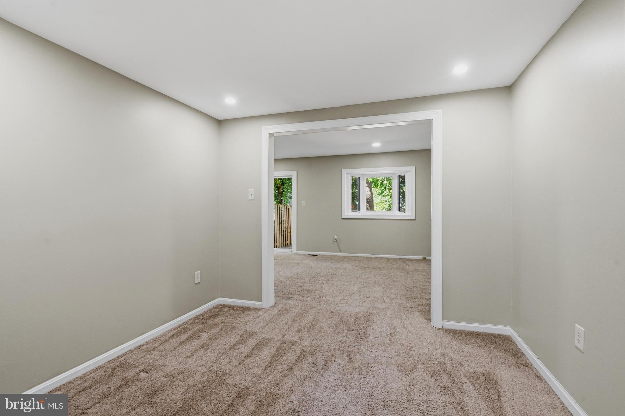 POINT OF WOODS - Residential