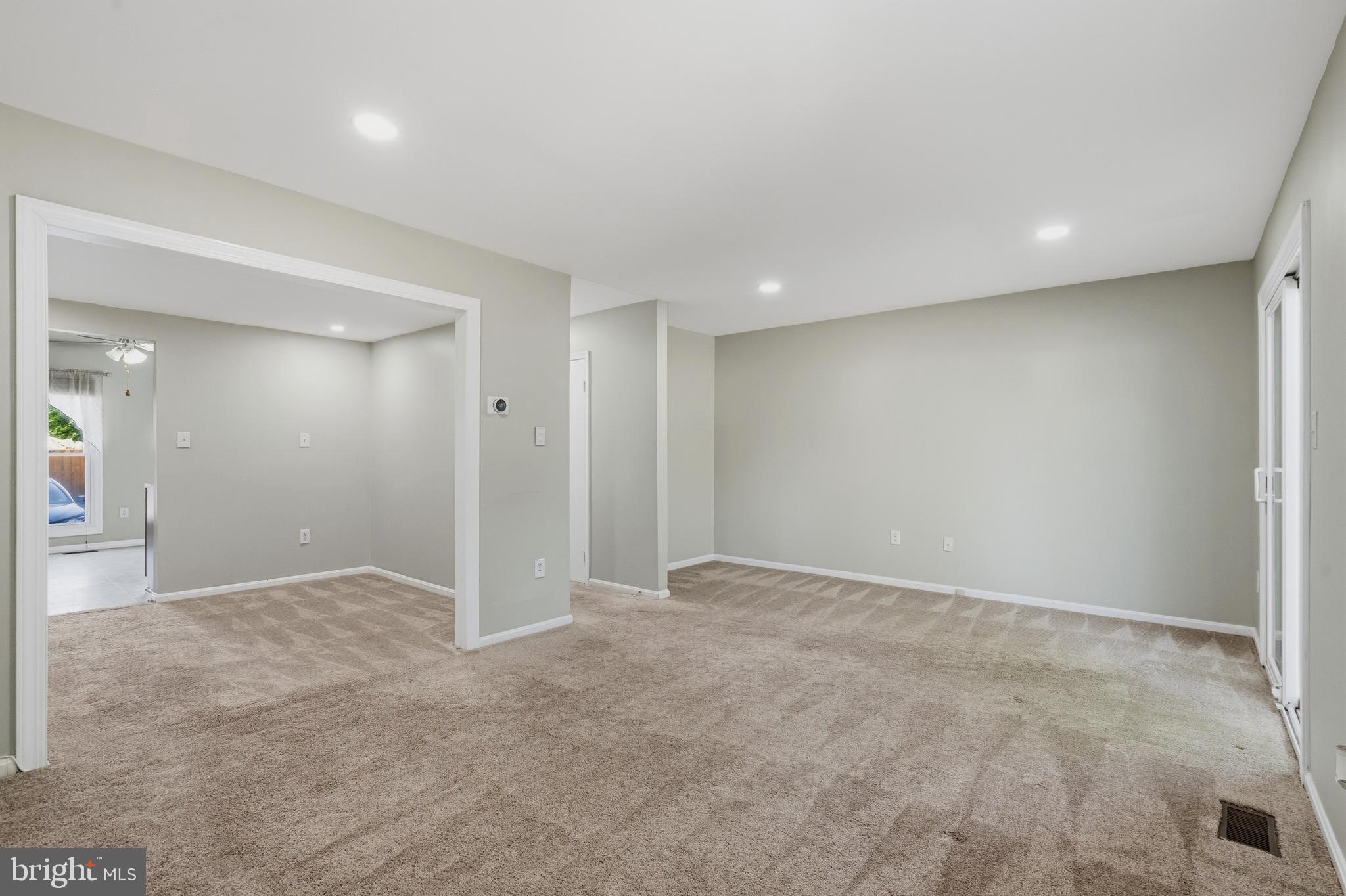 POINT OF WOODS - Residential