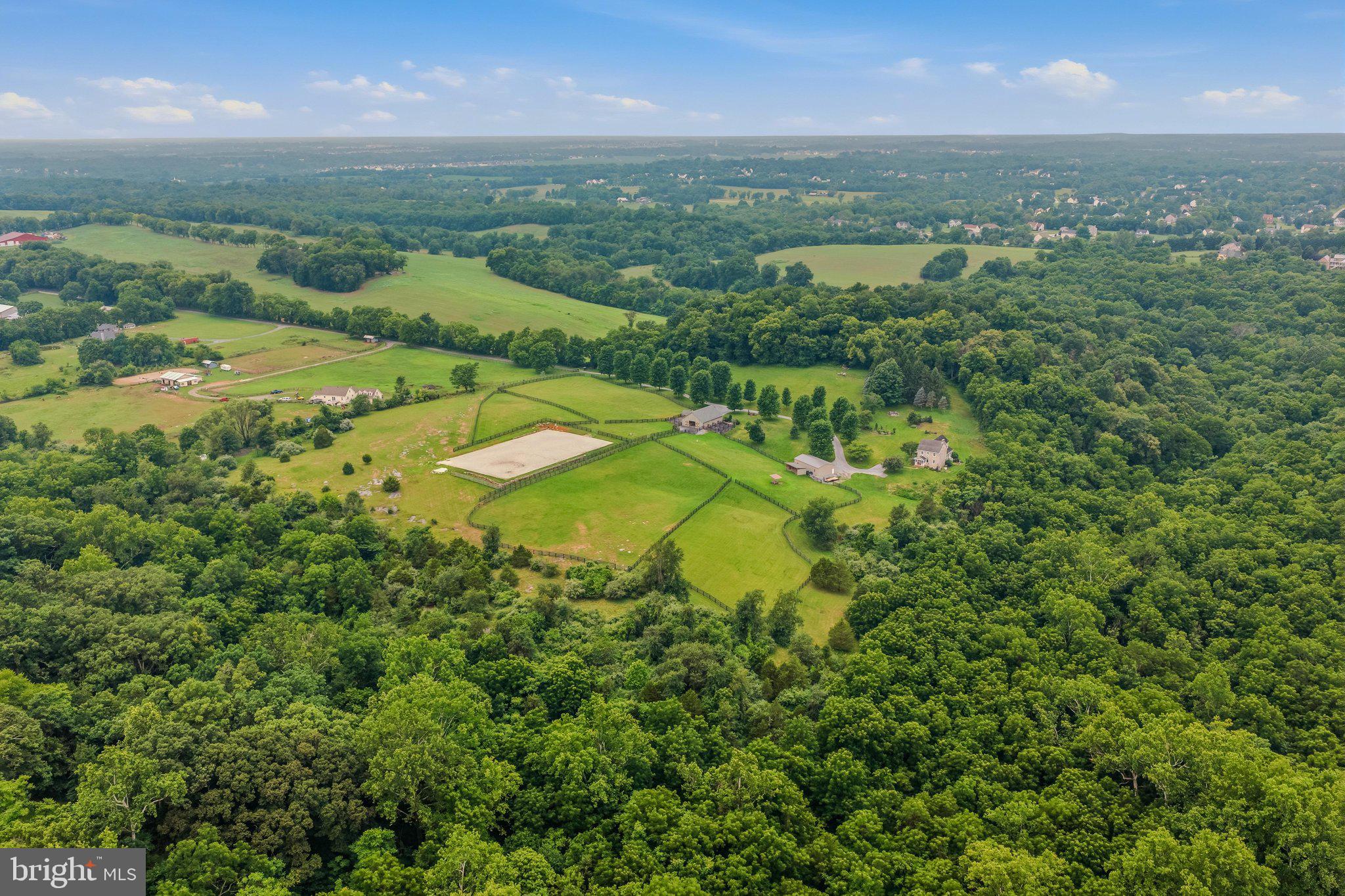 STONEWALL ESTATES - Residential