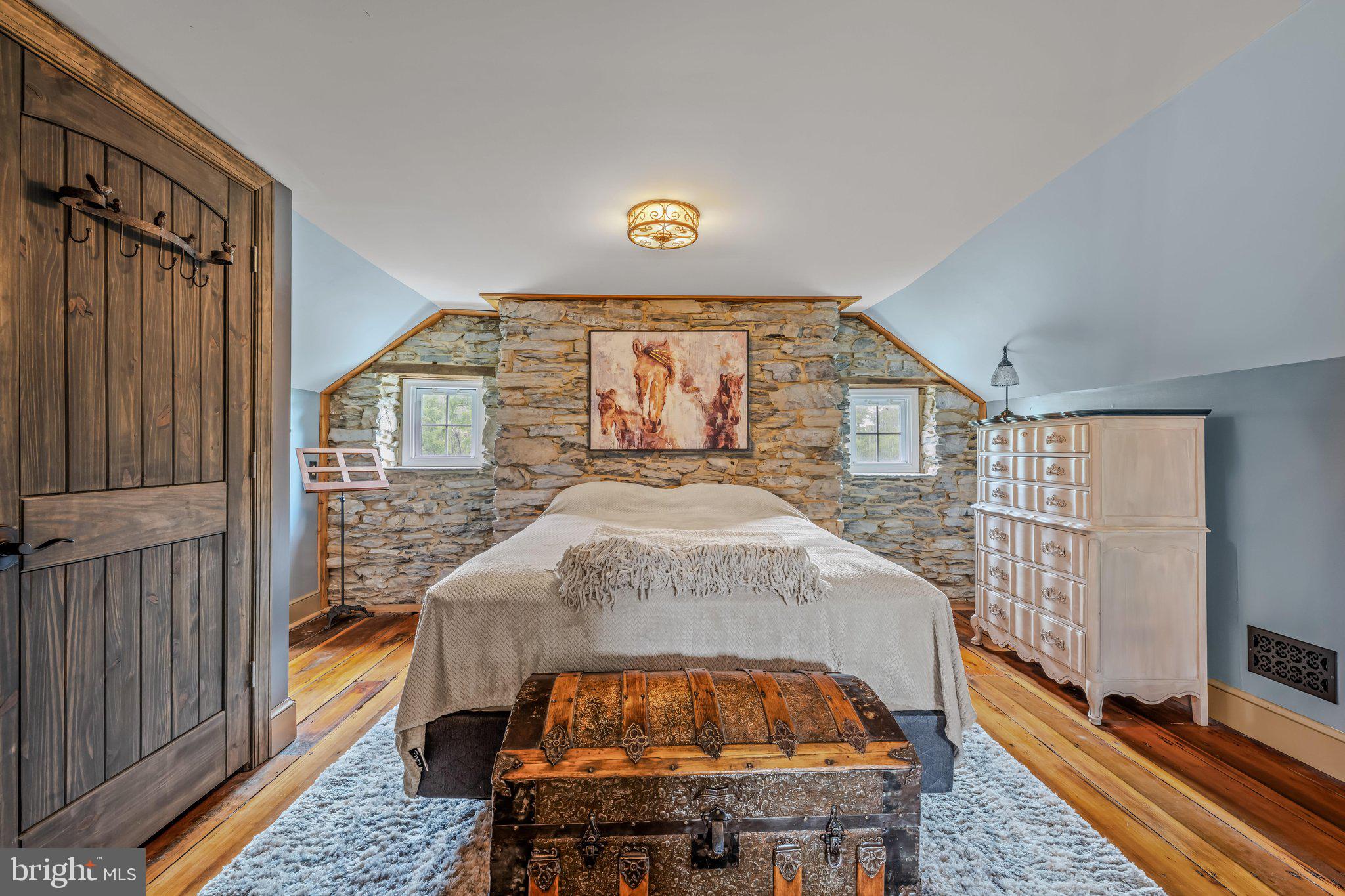 STONEWALL ESTATES - Residential