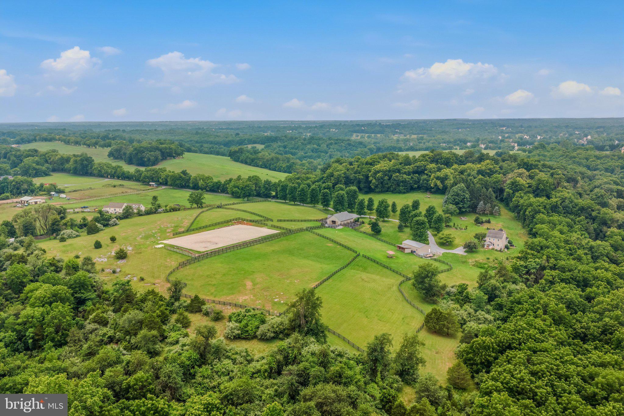 STONEWALL ESTATES - Residential