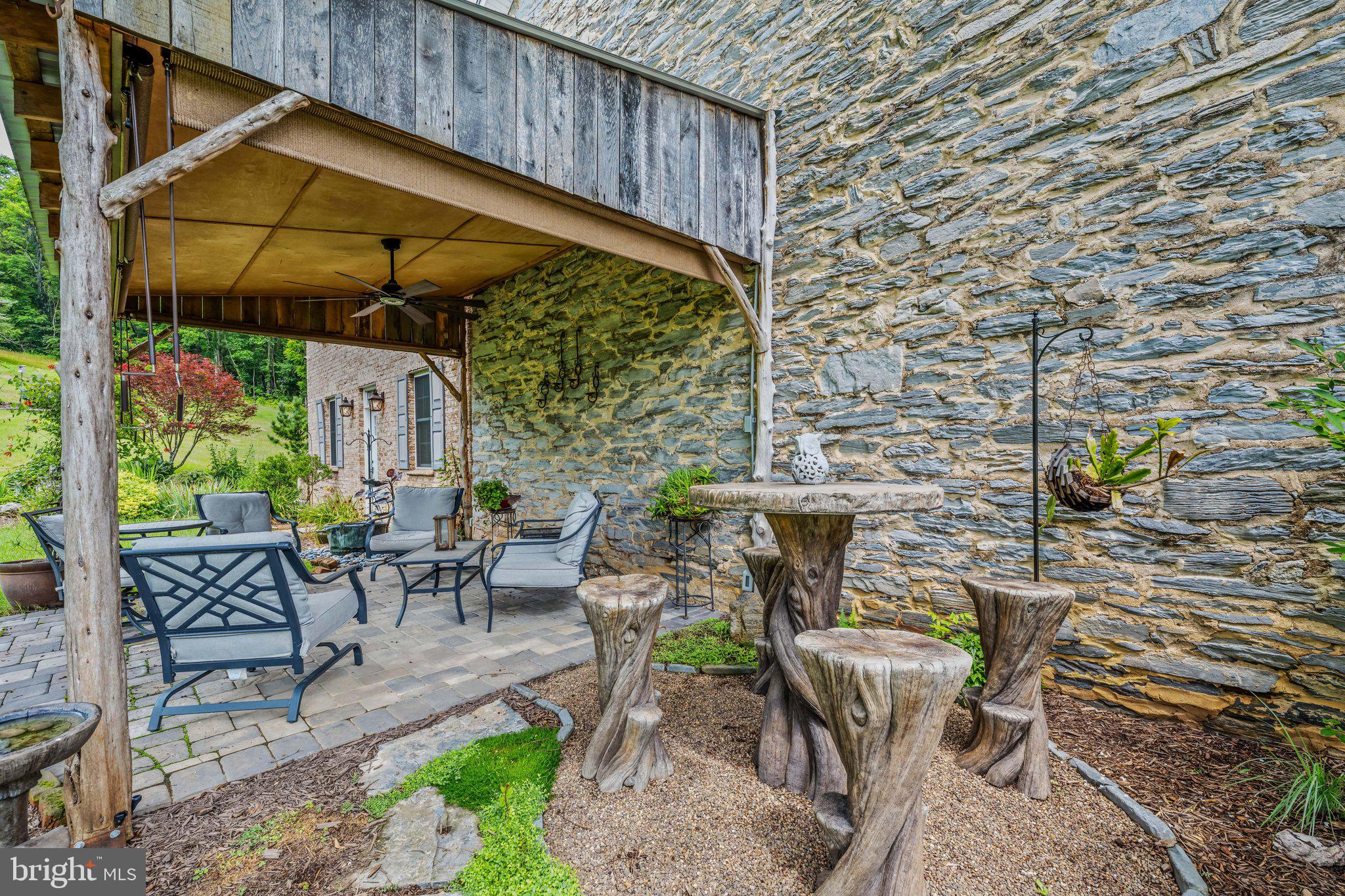 STONEWALL ESTATES - Residential