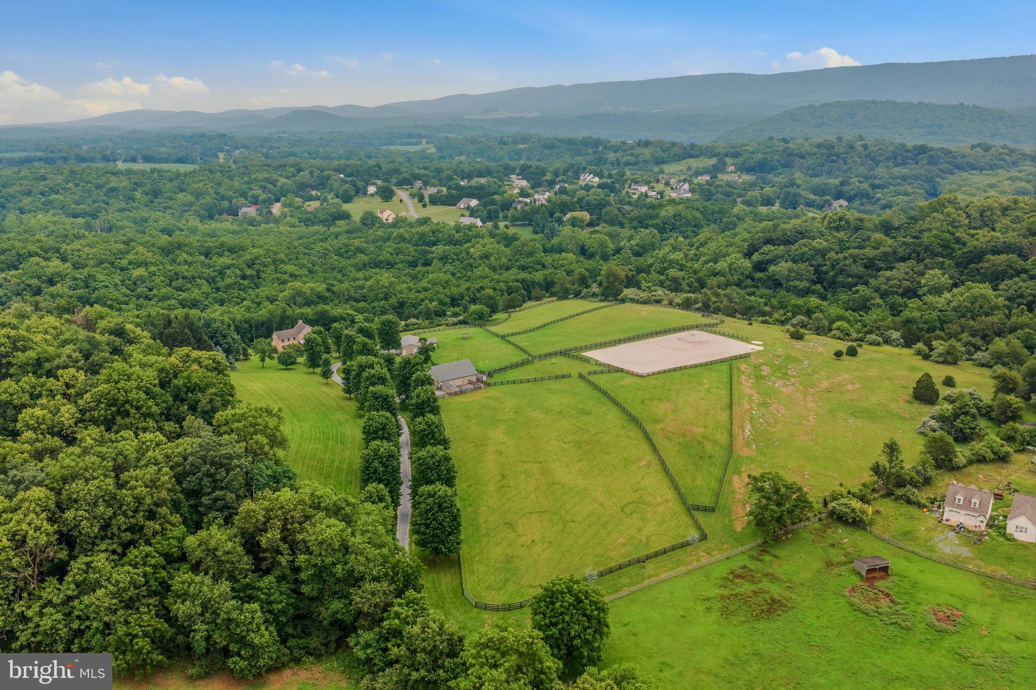 STONEWALL ESTATES - Residential