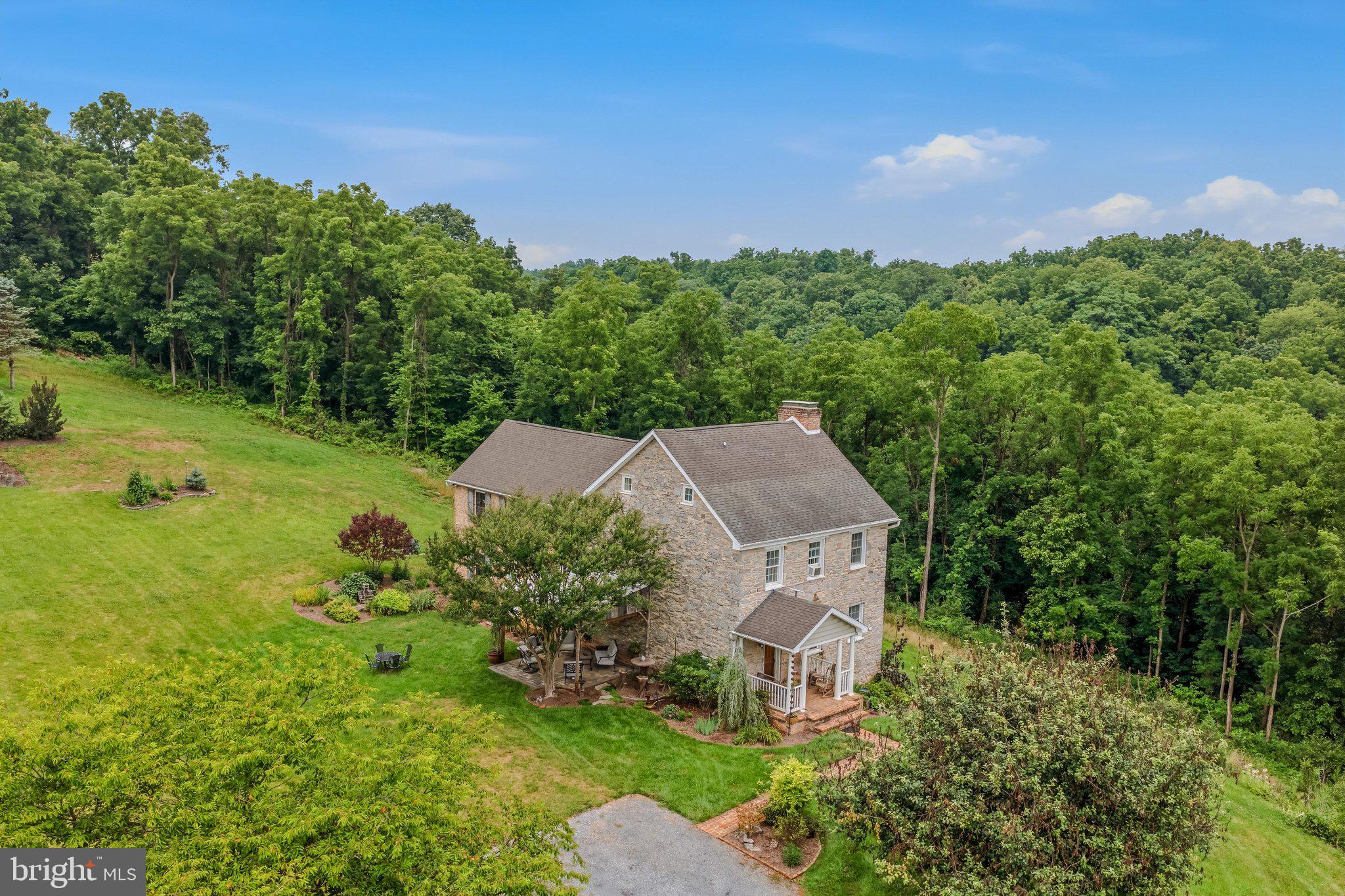 STONEWALL ESTATES - Residential