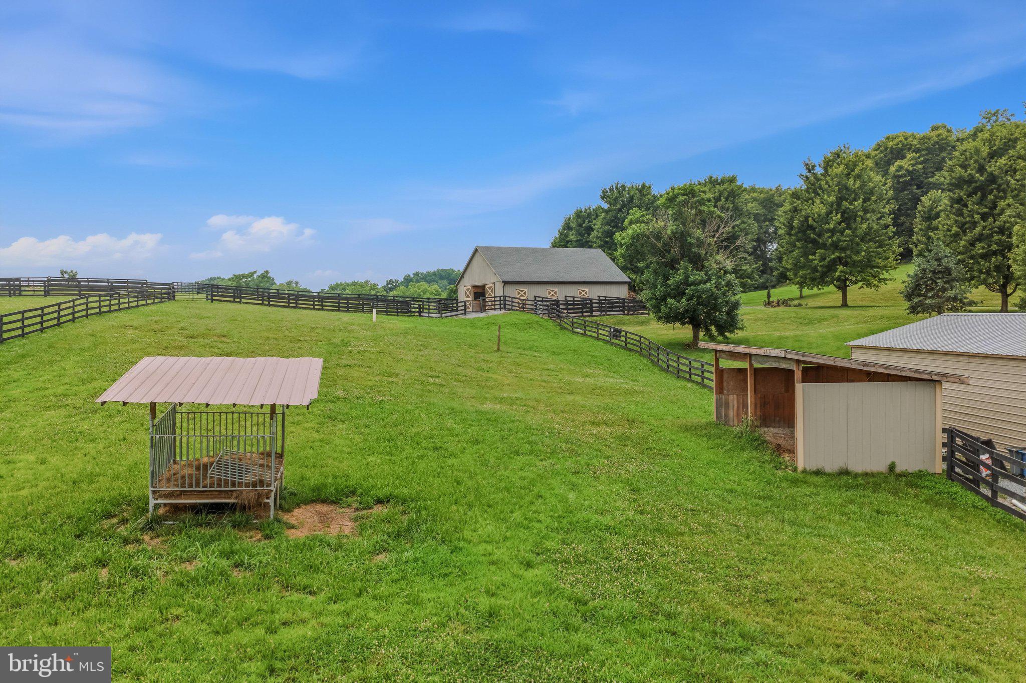 STONEWALL ESTATES - Residential