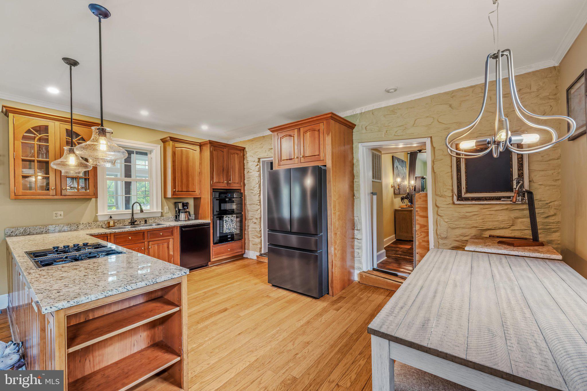 STONEWALL ESTATES - Residential