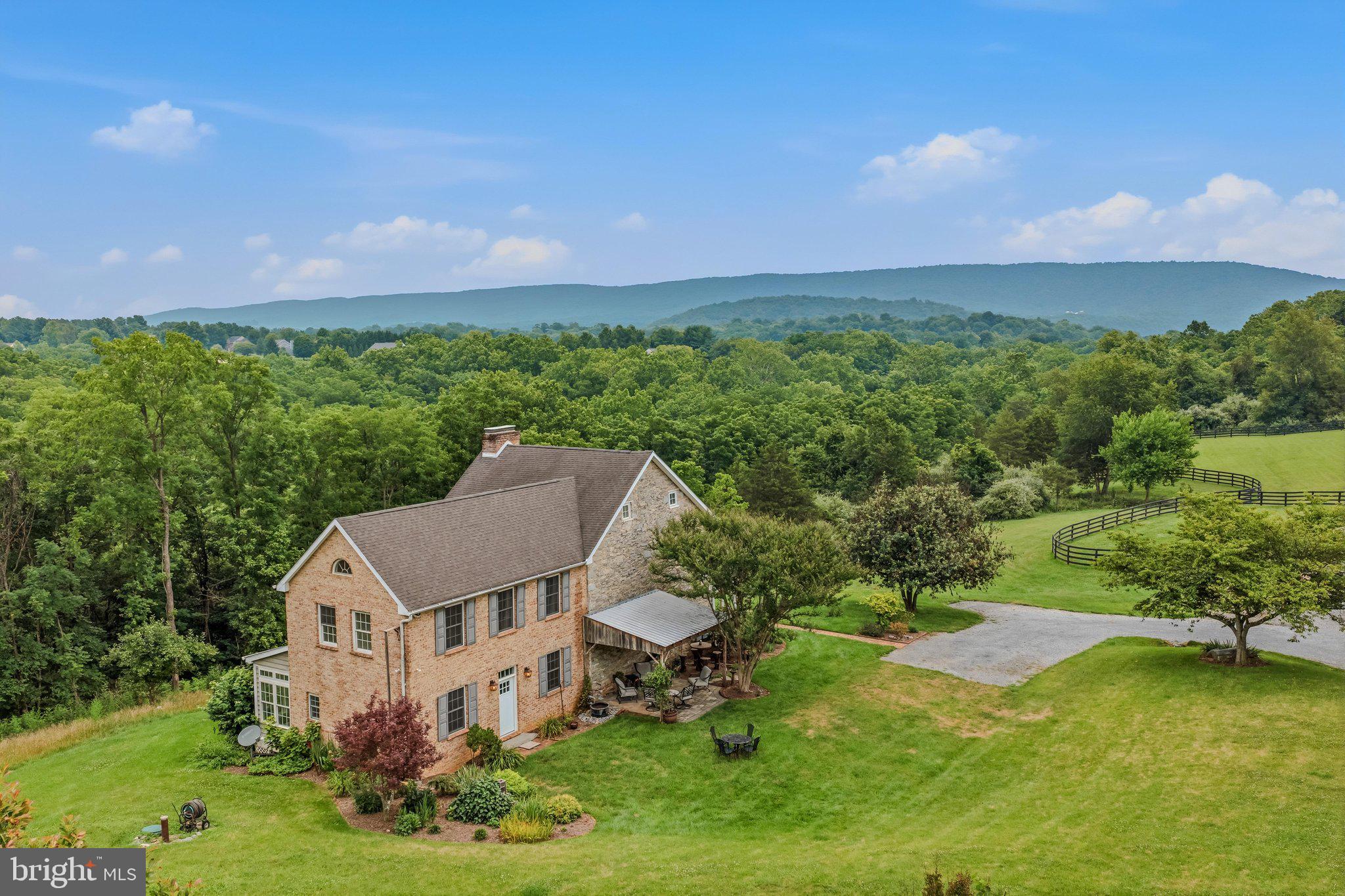 STONEWALL ESTATES - Residential