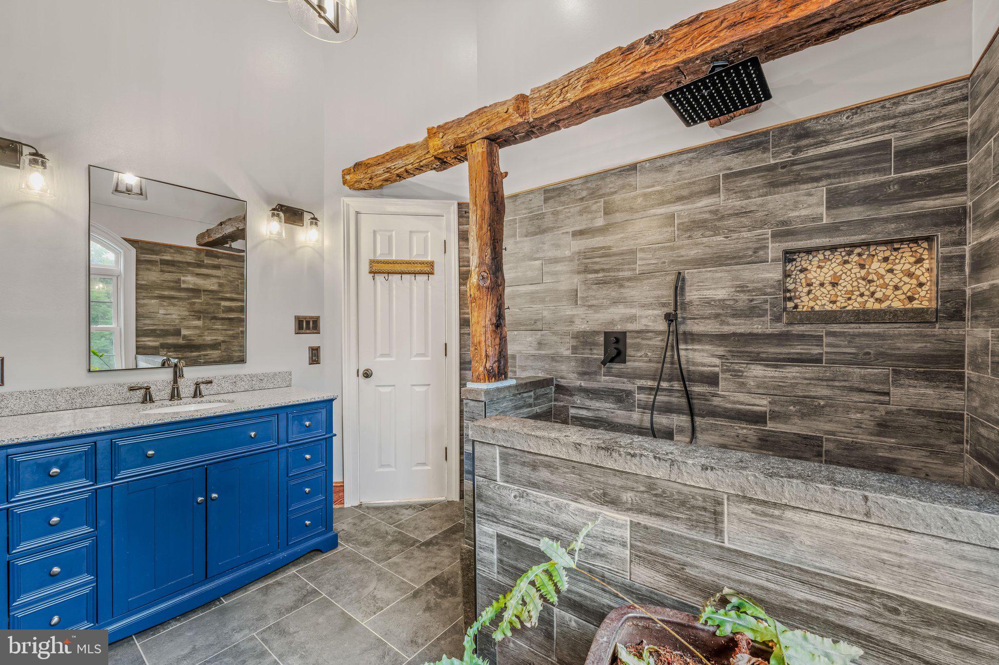 STONEWALL ESTATES - Residential