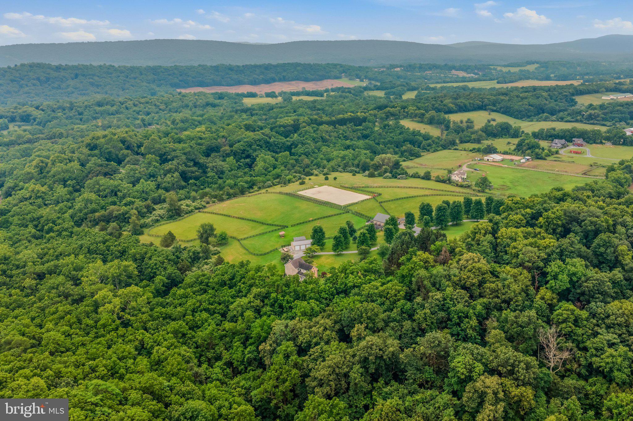 STONEWALL ESTATES - Residential