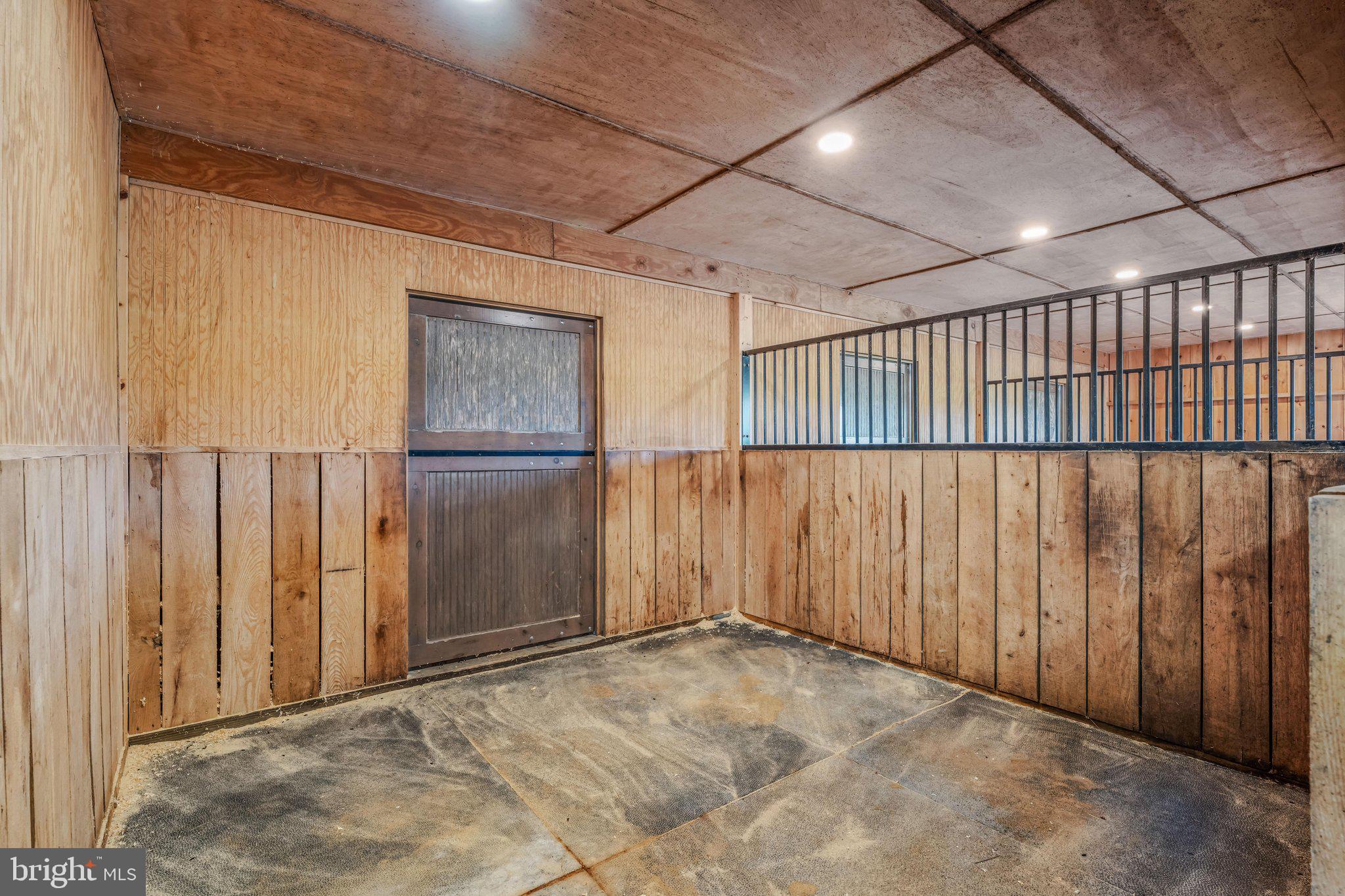 STONEWALL ESTATES - Residential