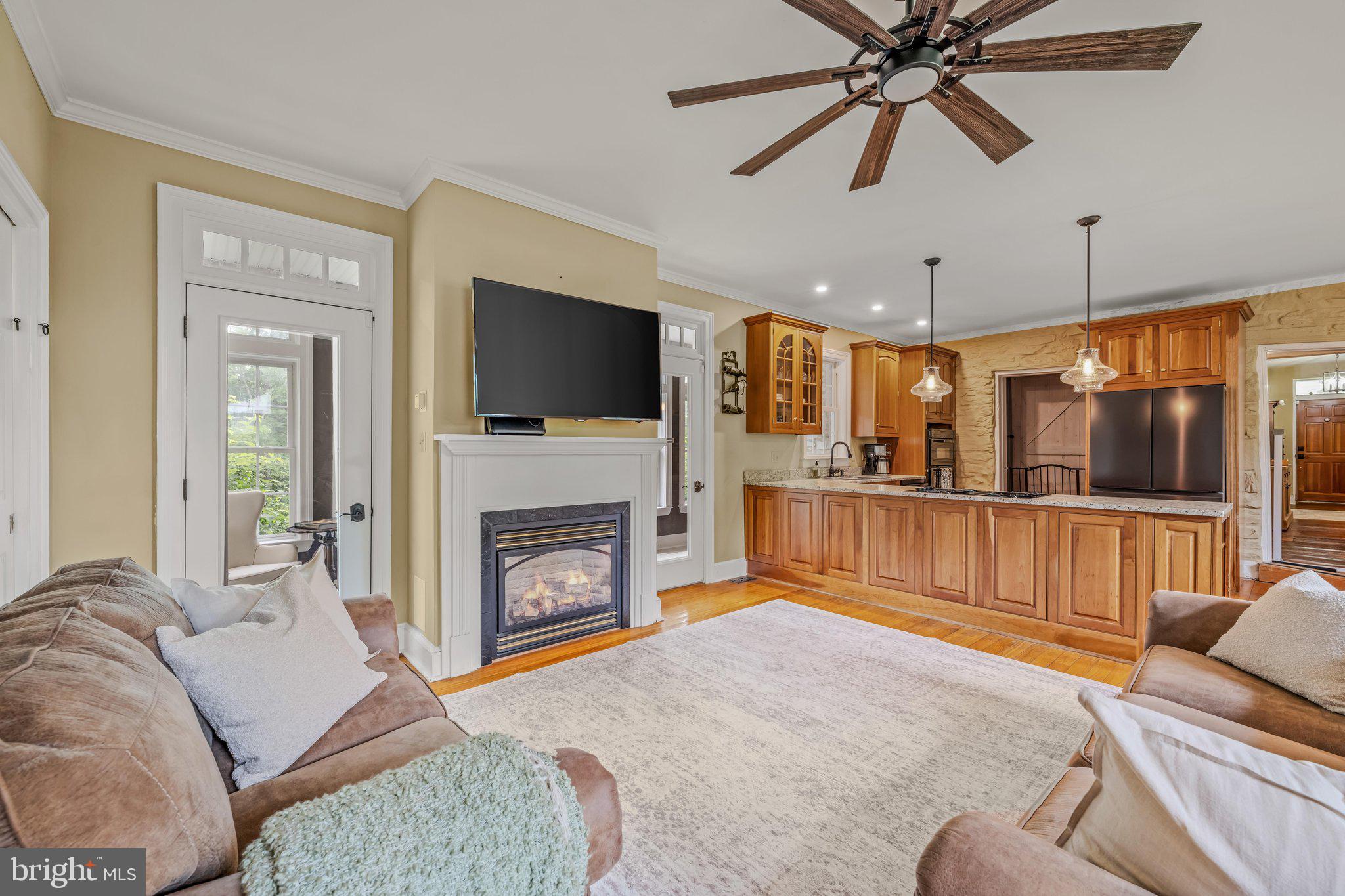 STONEWALL ESTATES - Residential