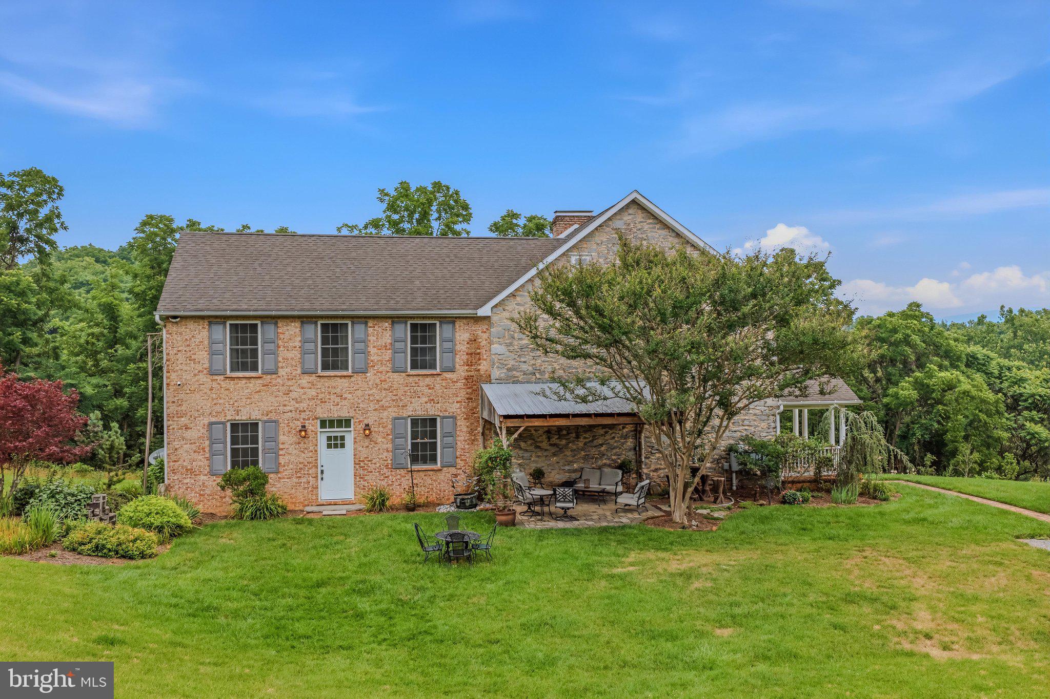 STONEWALL ESTATES - Residential