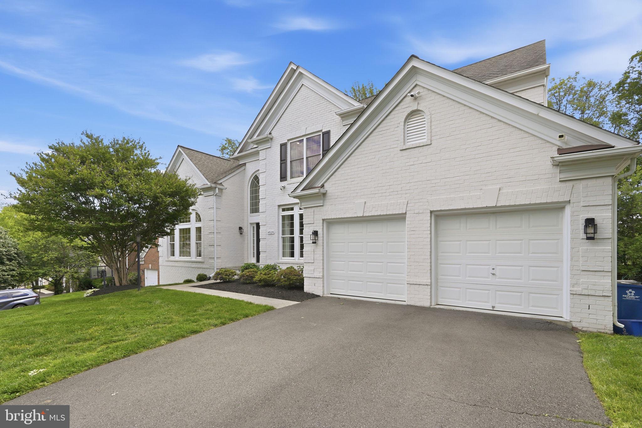 HEATHERBROOK - Residential